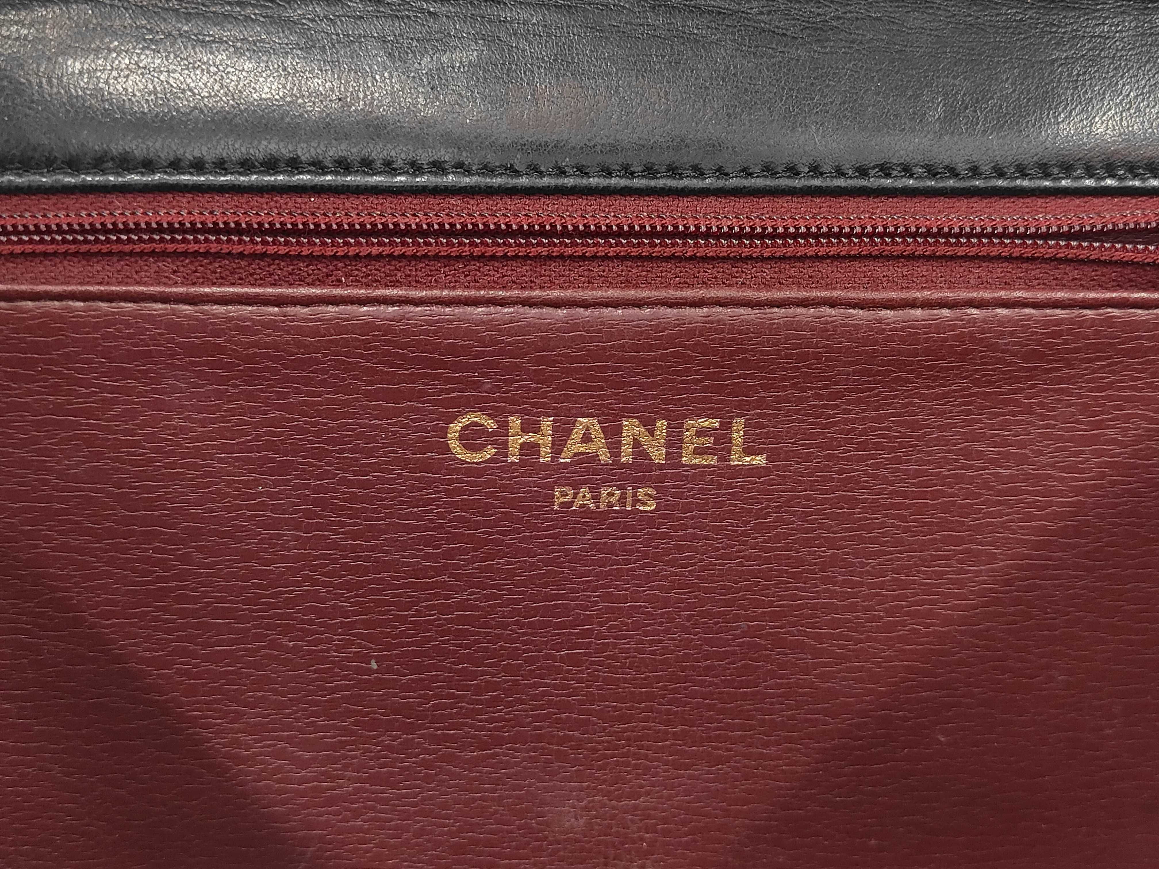 Matelassé Chain Shoulder Bag (with seal) — view 10