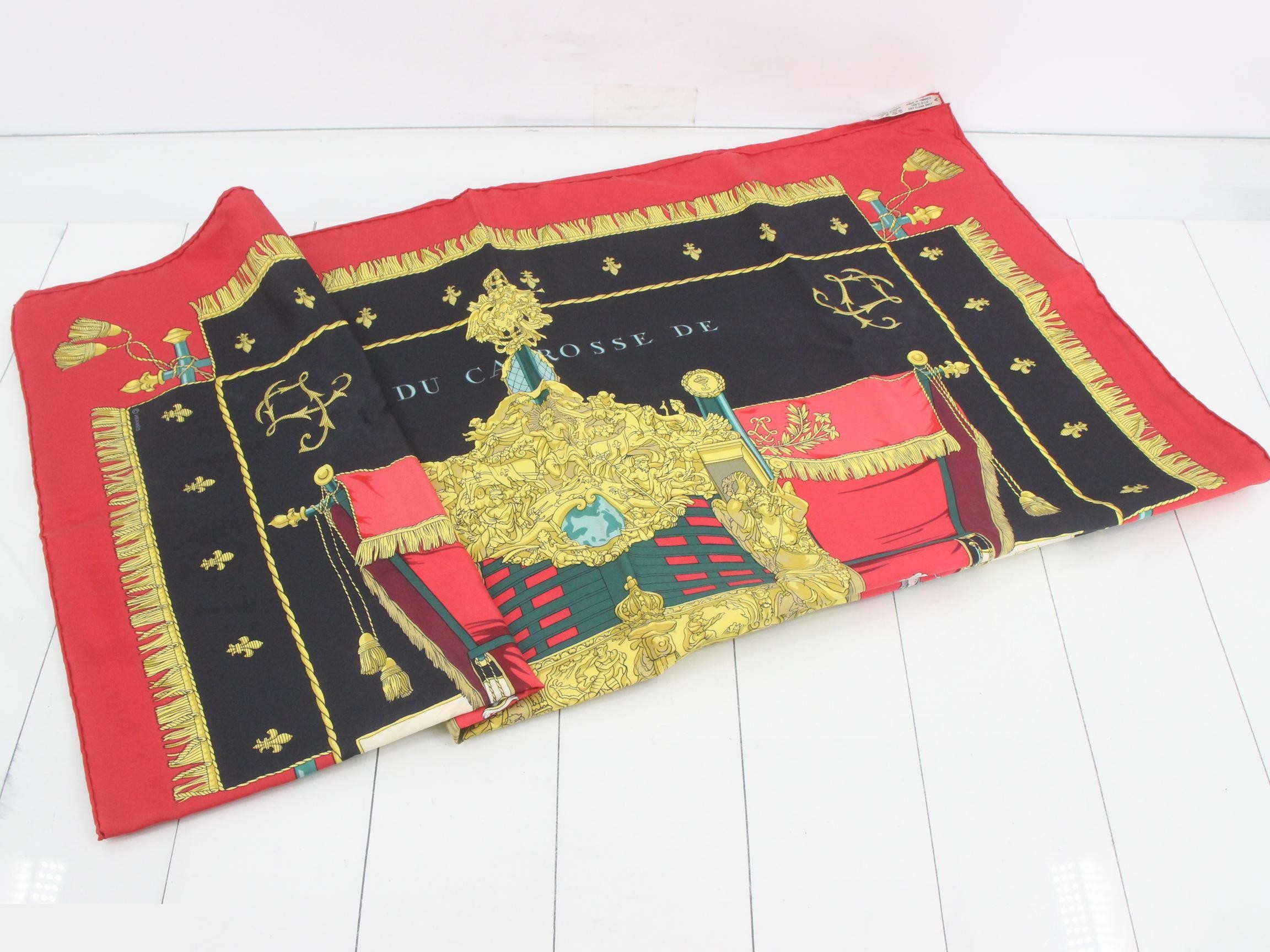Carre 90 scarf, with box. — view 3