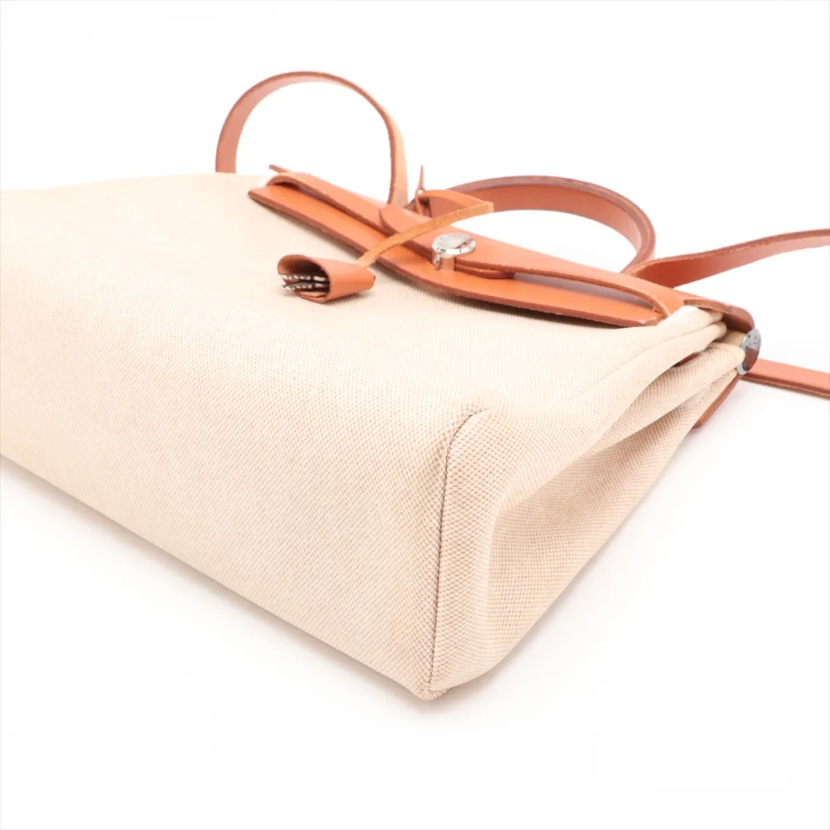 Herbag PM Toile H x Vache Hunter Beige Silver Hardware E: 2001 — view 3