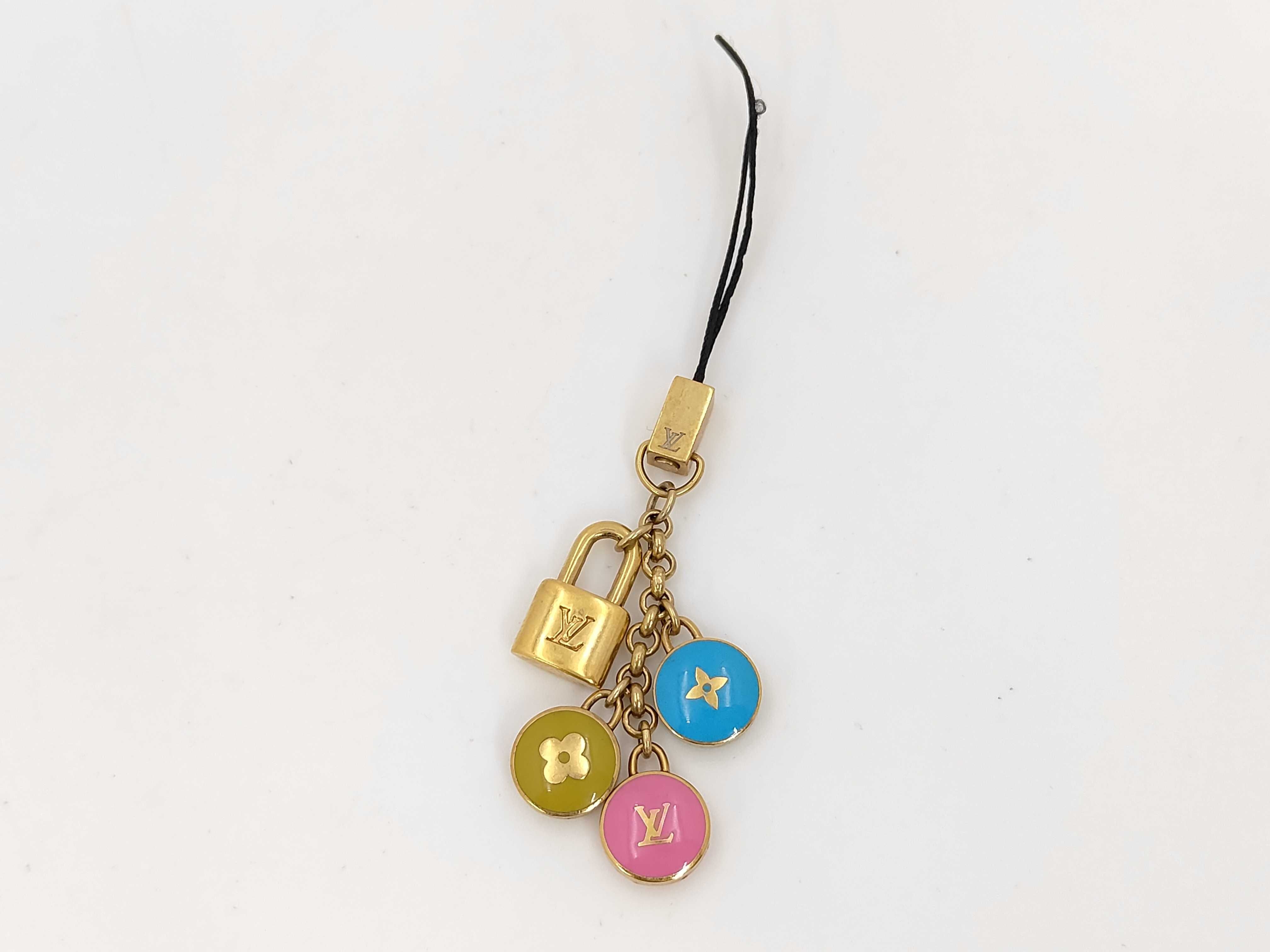 M65644 Strap Bijou Telephone Pastille Key Case