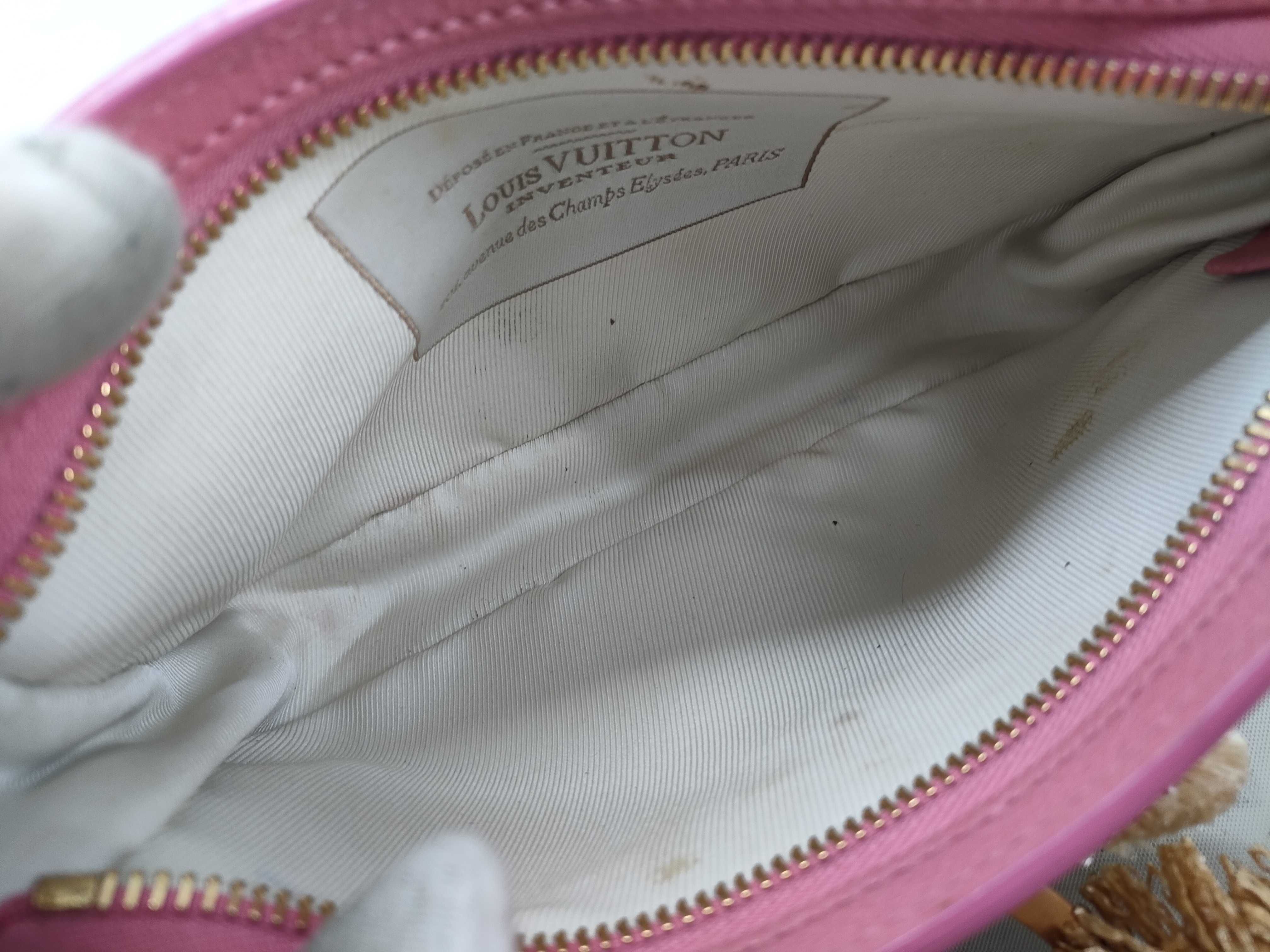 TR- Monogram Sabbia Pochette Bag (Handbag) — view 9