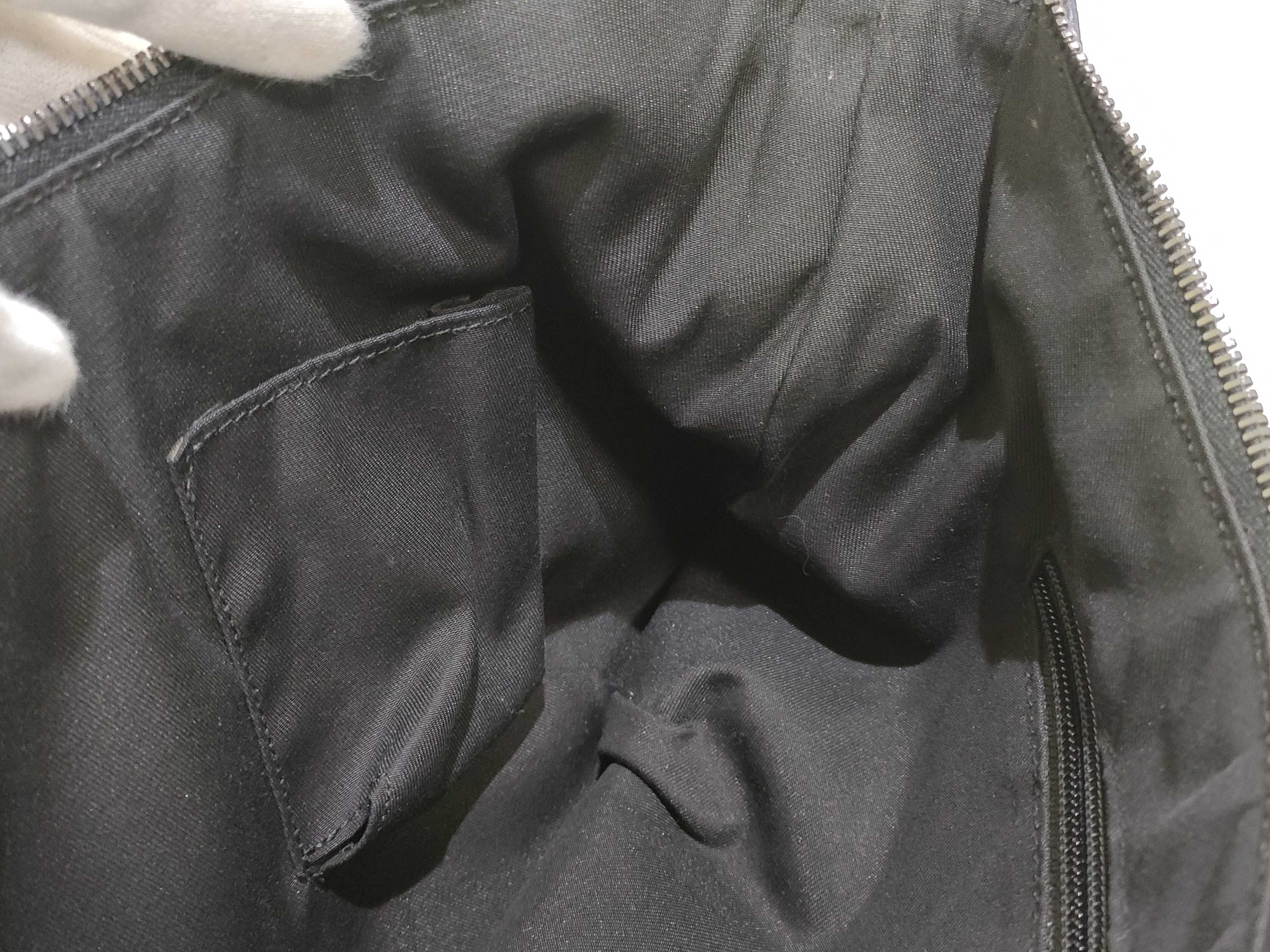 GG Canvas Shoulder Bag — view 12