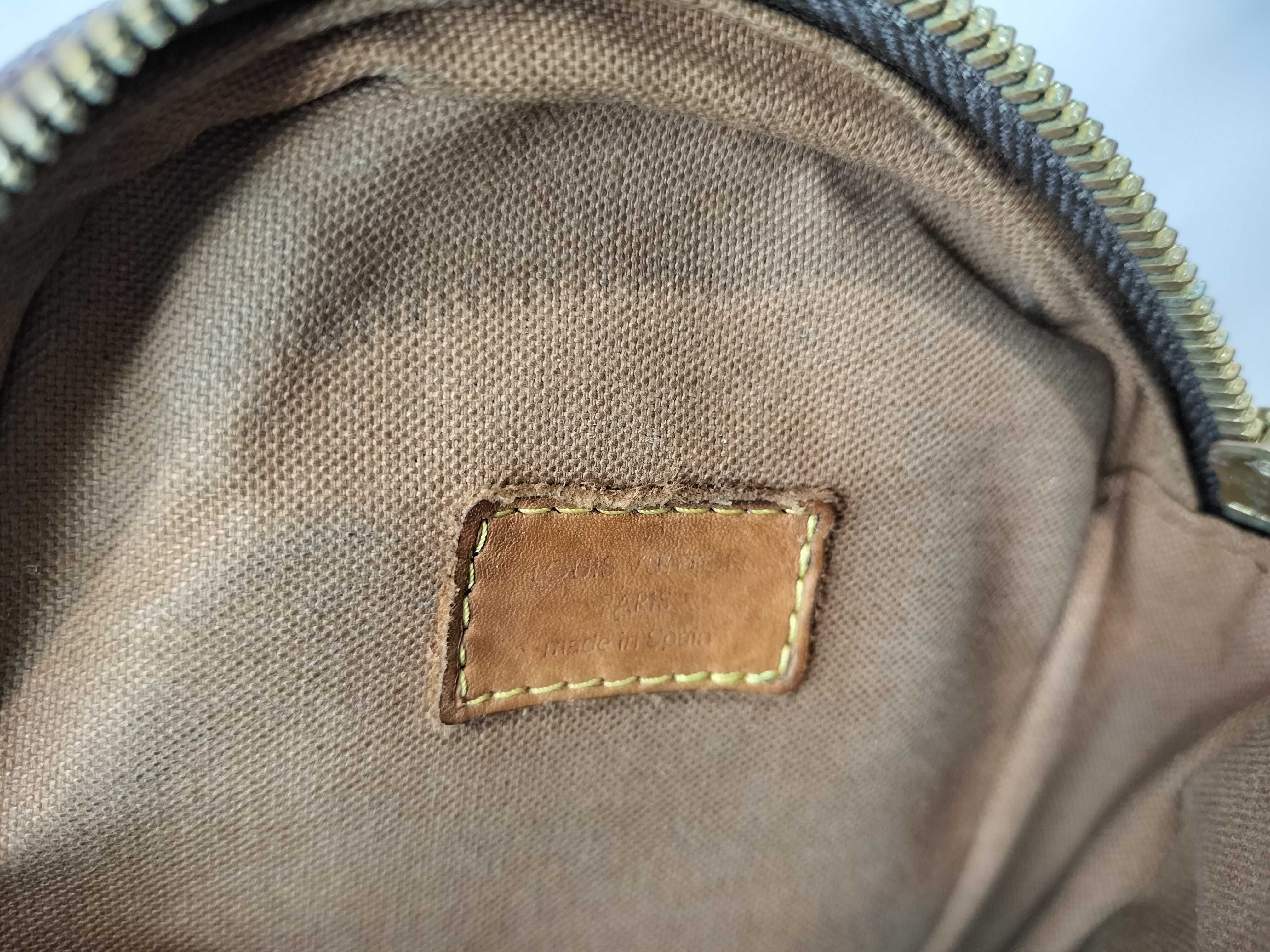 Monogram Pochette Gange CA1003 Shoulder Bag — view 10