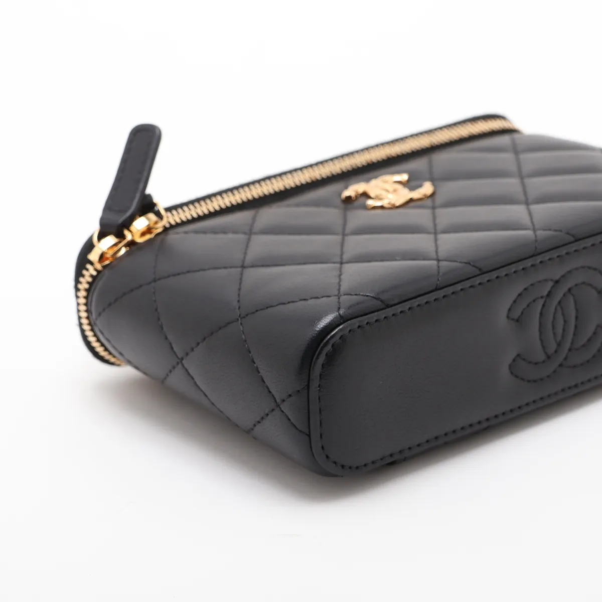 Matelassé Lambskin Vanity Bag, Black with Gold Hardware, A3C2U6X9, Random Serial Number — view 4