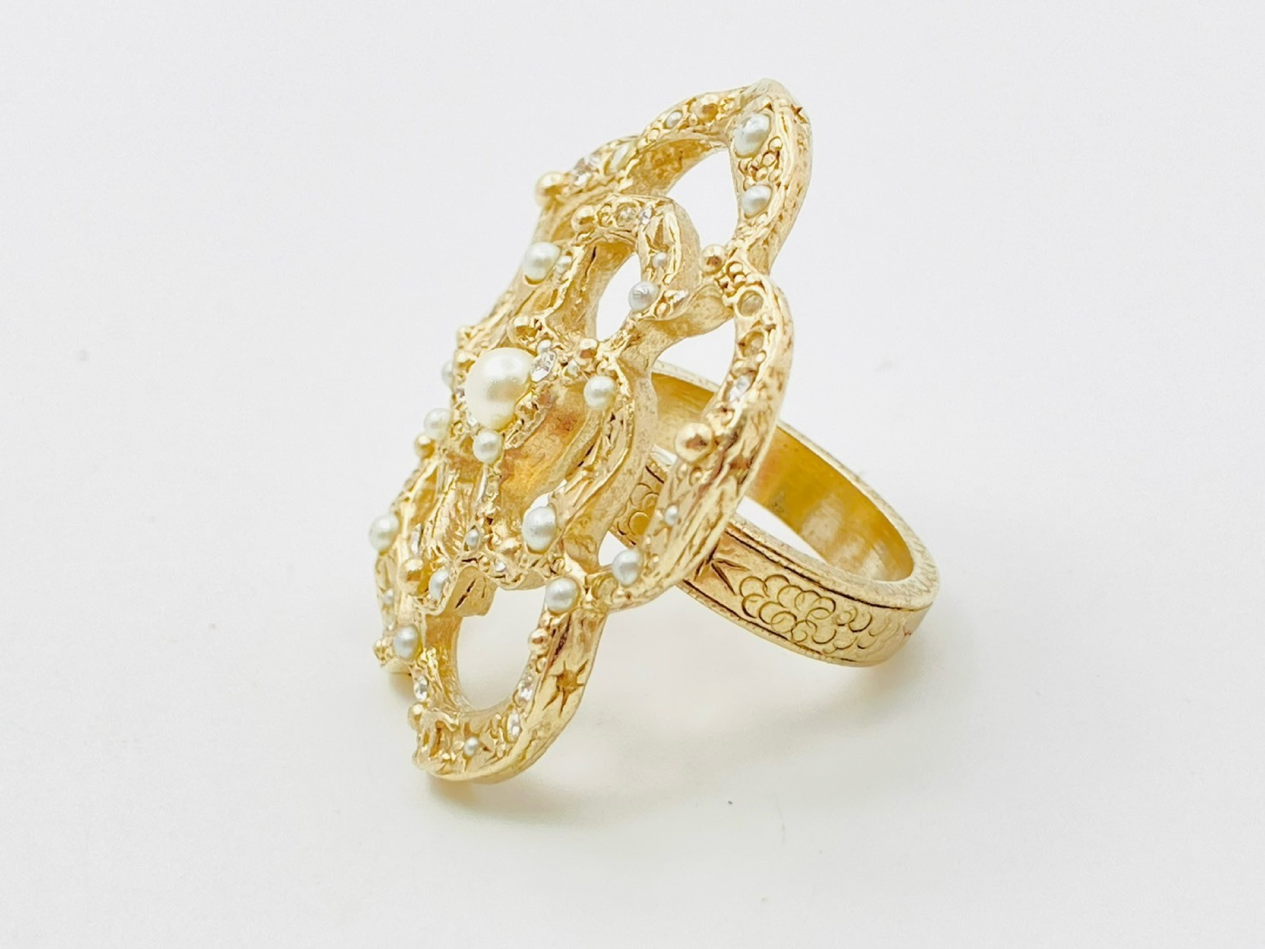 Coco Mark Camellia Rhinestone x Faux Pearl Ring A13P — view 2