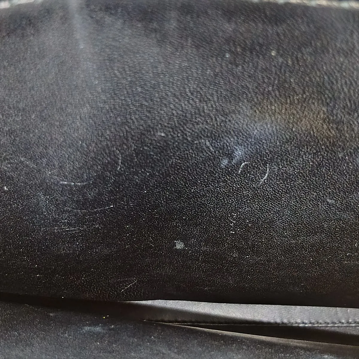 Peekaboo Regular Leather 2-Way Handbag, Black 8BN226 — view 12