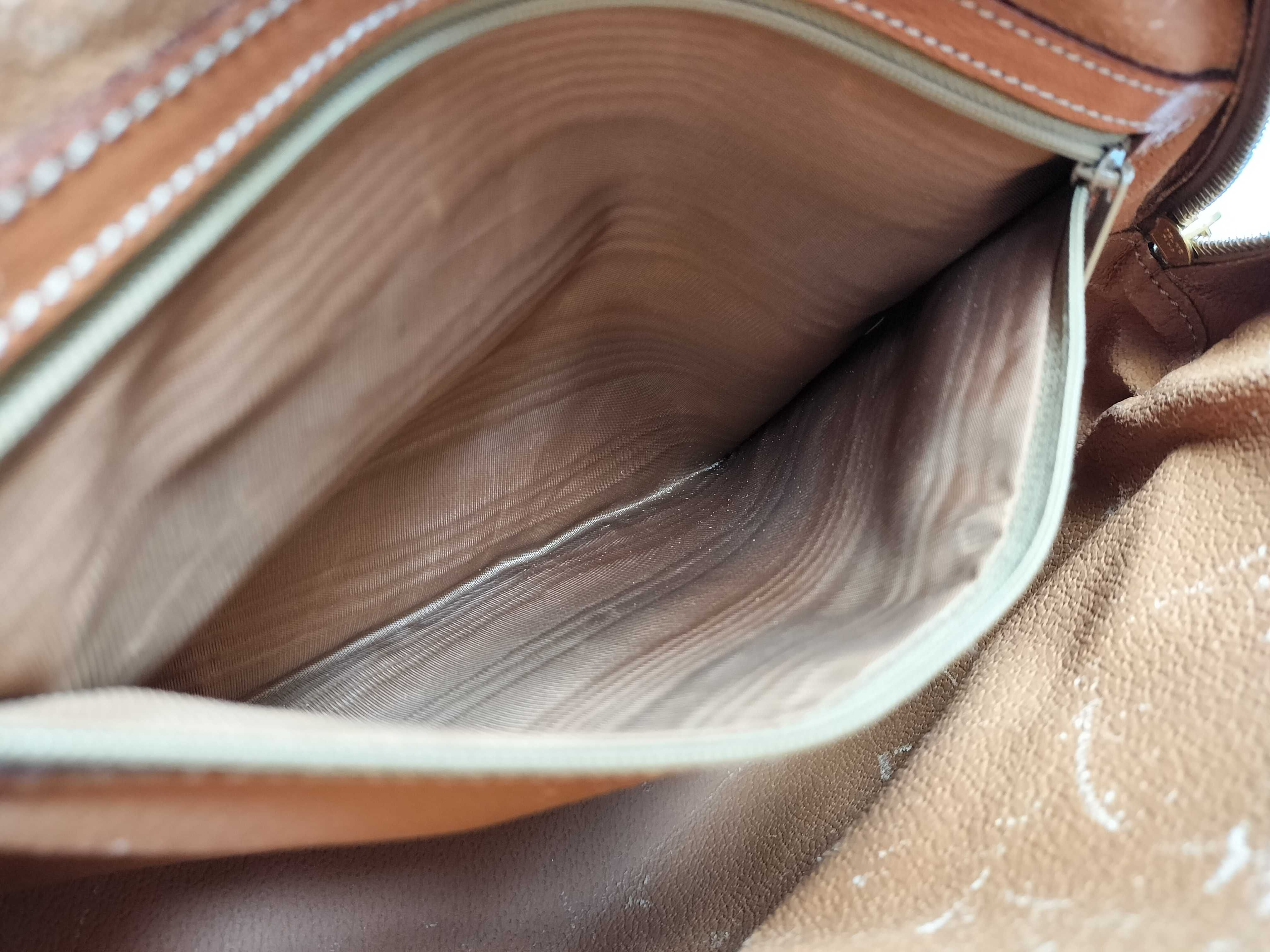 mc96 handbag (with some peeling inside) — view 11
