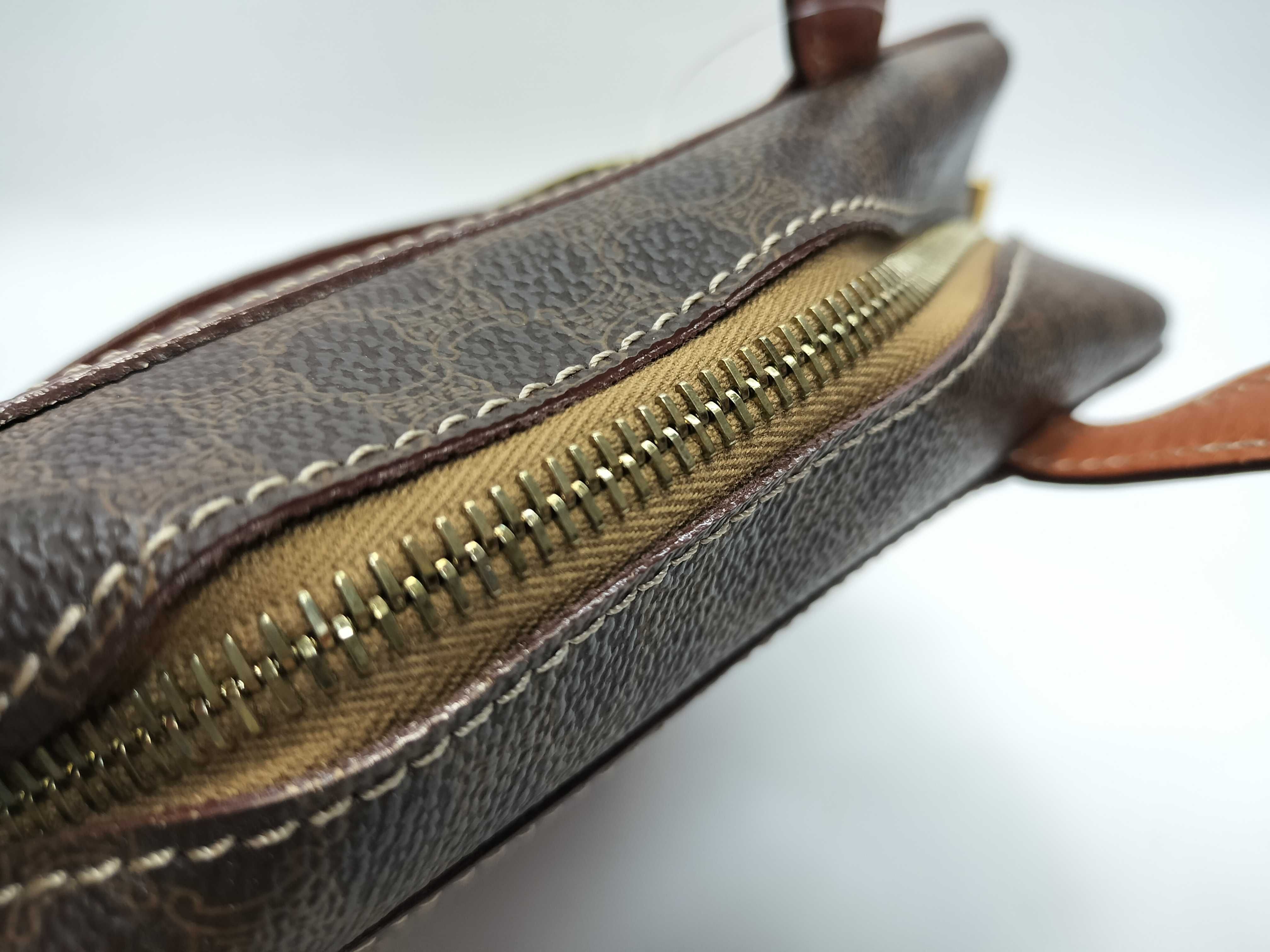 mc96 handbag (with some peeling inside) — view 8