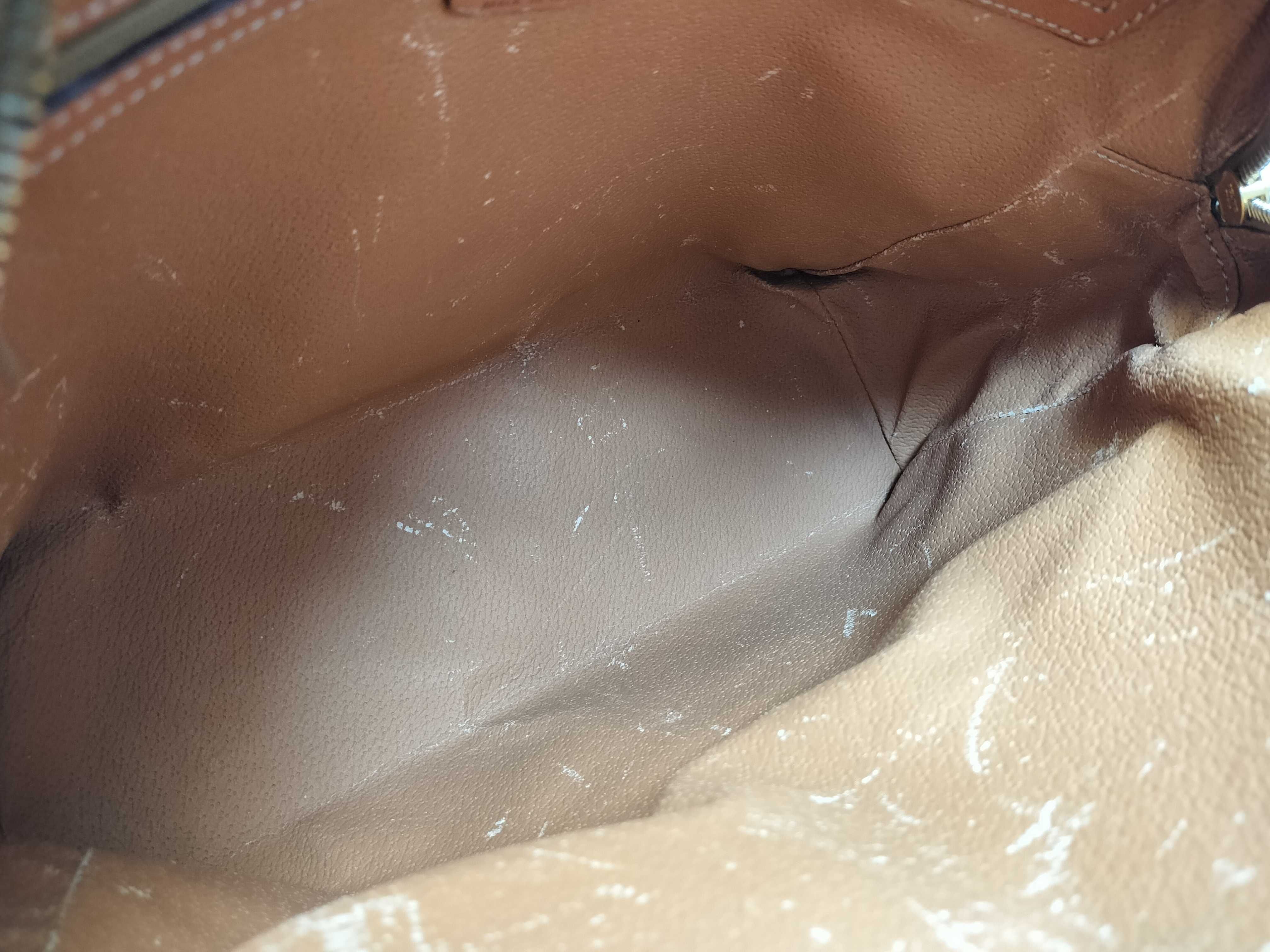 mc96 handbag (with some peeling inside) — view 10