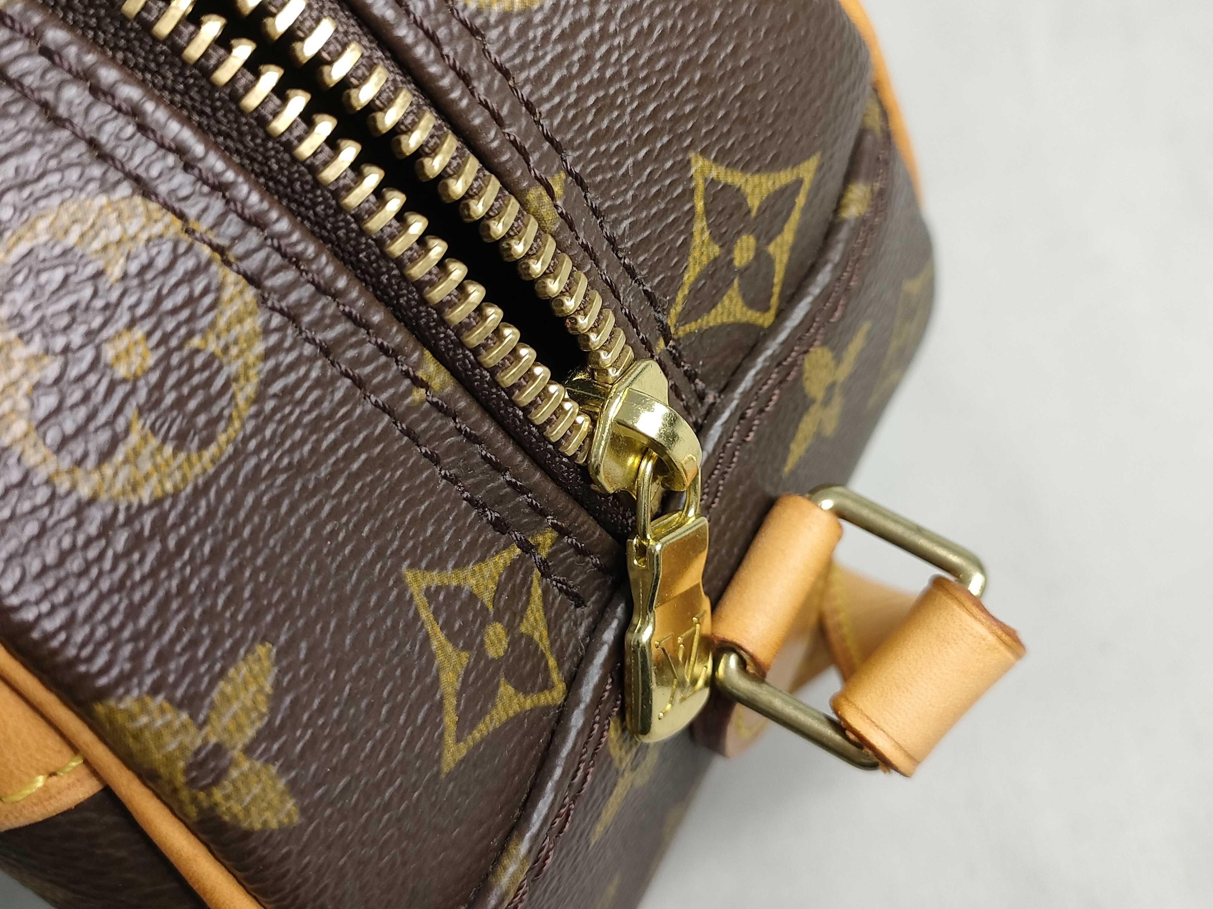 Monogram LV Monogram Blois M51221 SN0043 Shoulder Bag — view 13