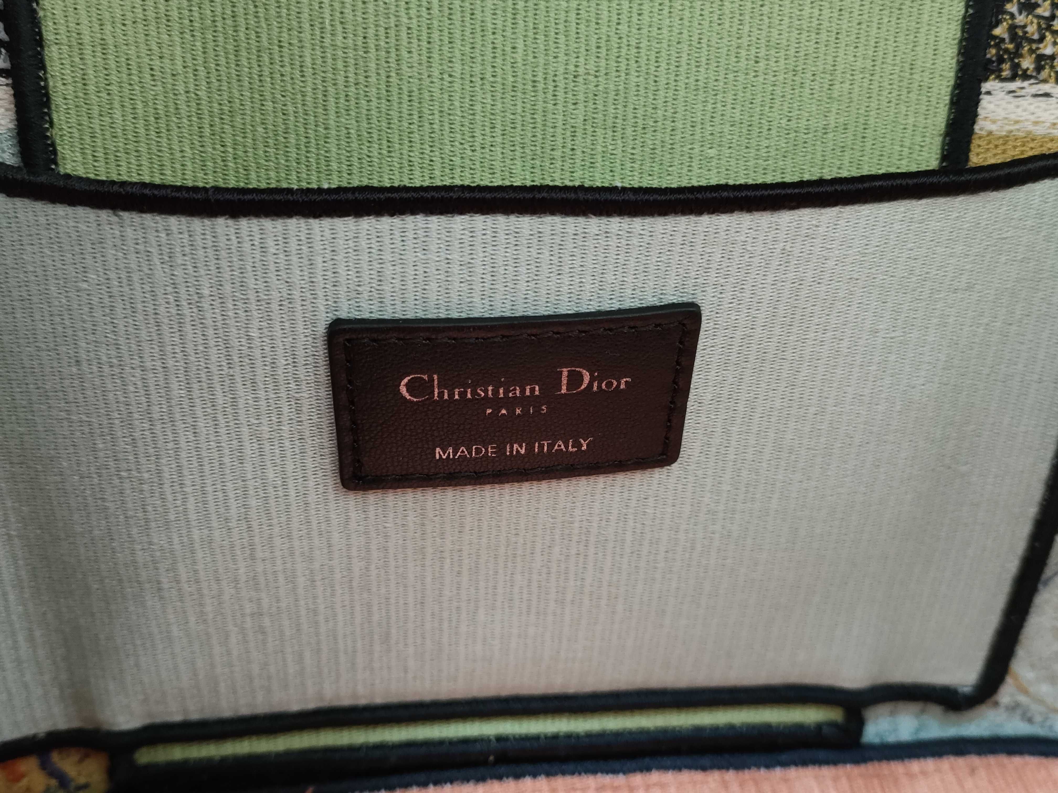 Multicolor Vanity Case, Excellent Condition, Includes Box and Dust Bag. — view 15