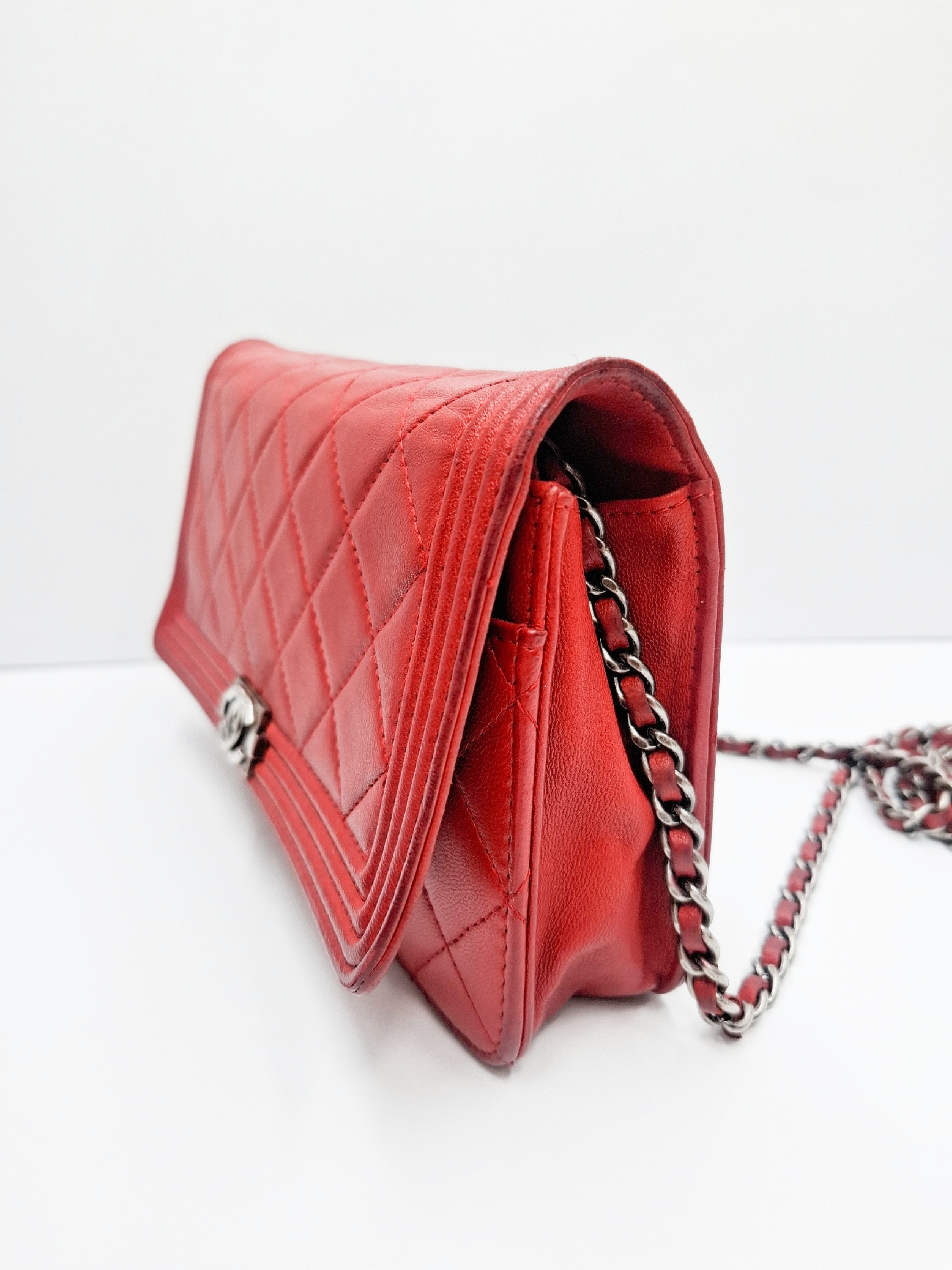 Boy Chanel Chain Wallet, No. 19, Shoulder Bag — view 3