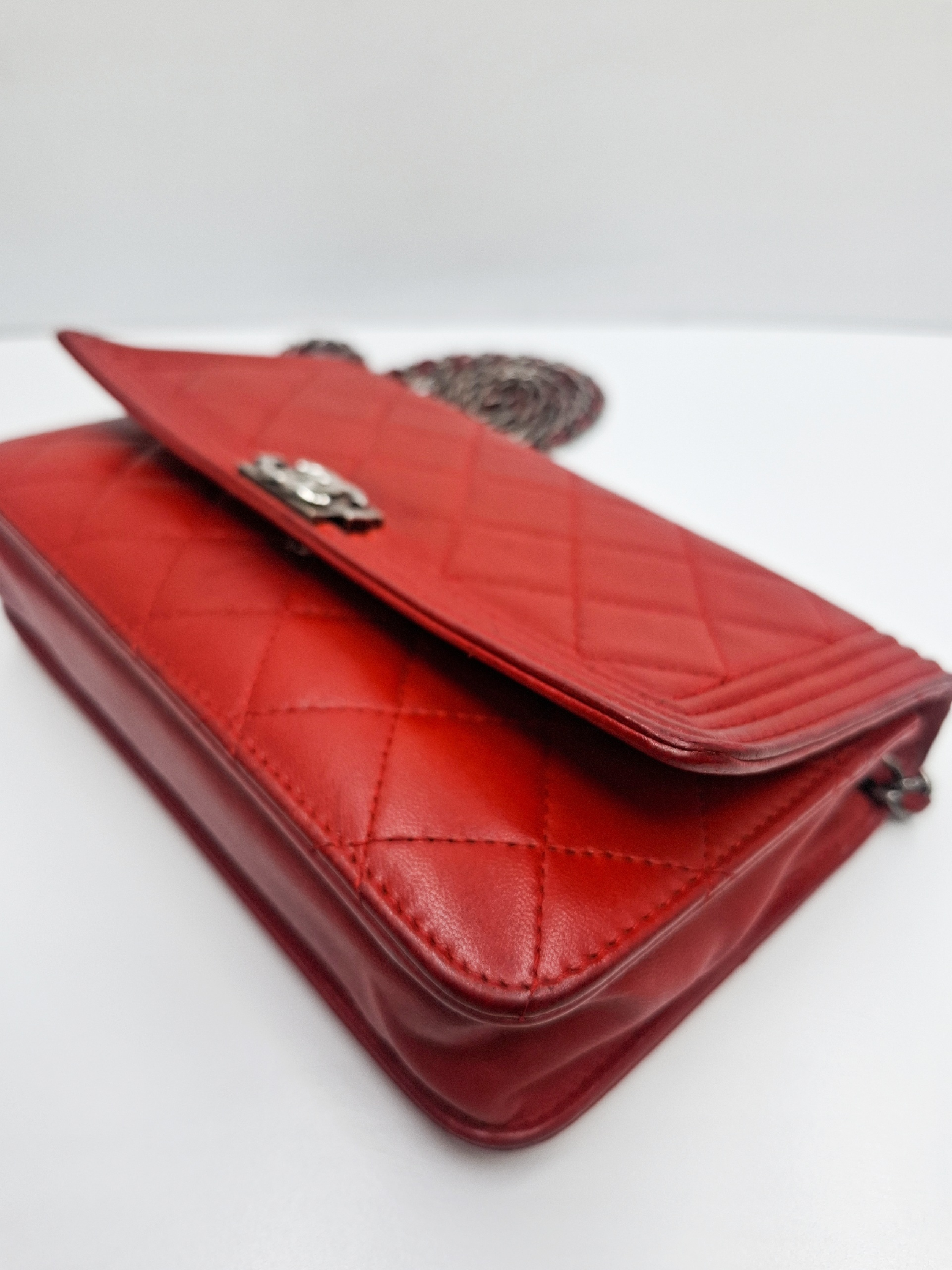 Boy Chanel Chain Wallet, No. 19, Shoulder Bag — view 6
