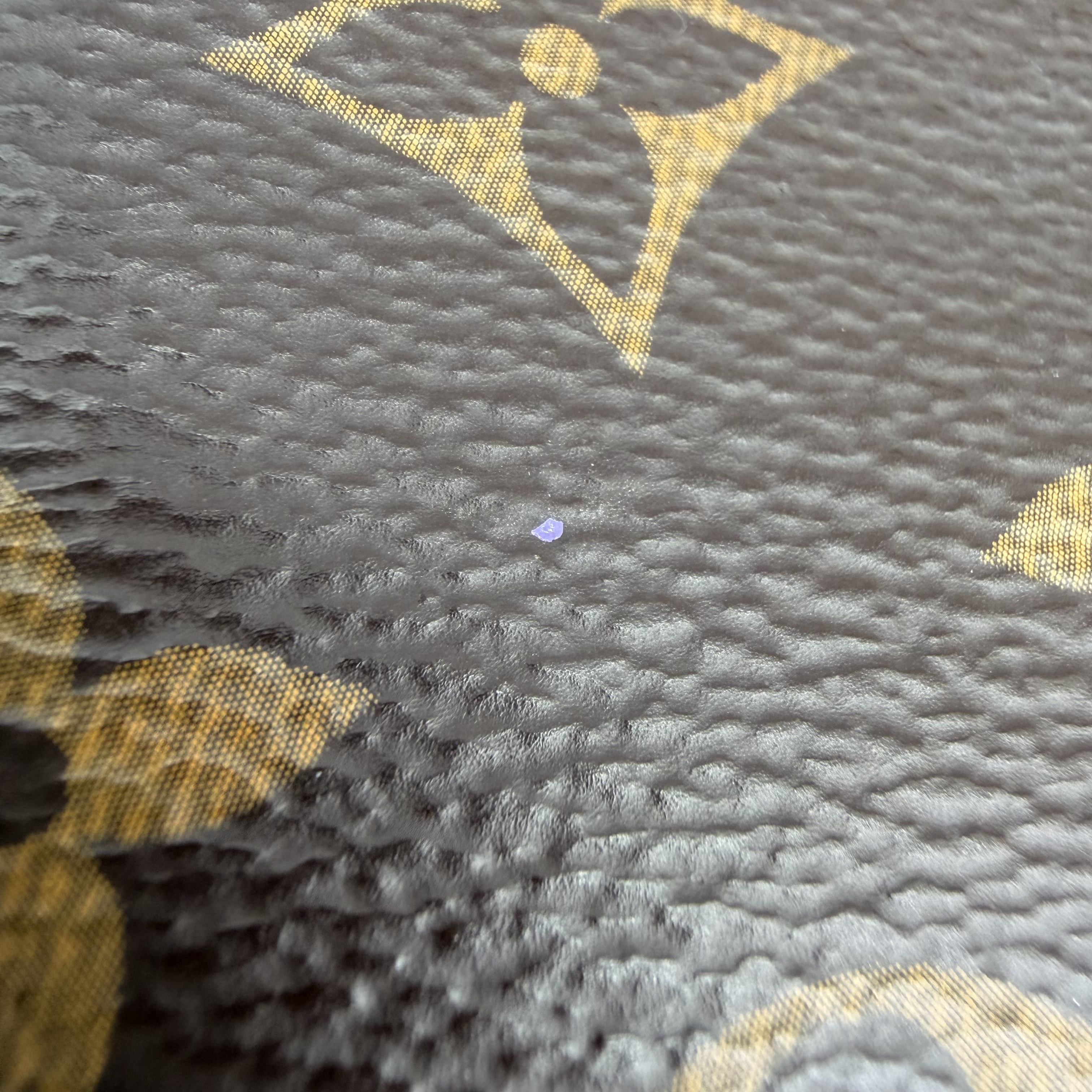 【*Shipped from: China*】LOUIS VUITTON Lock BB PU Shoulder Bag — view 15