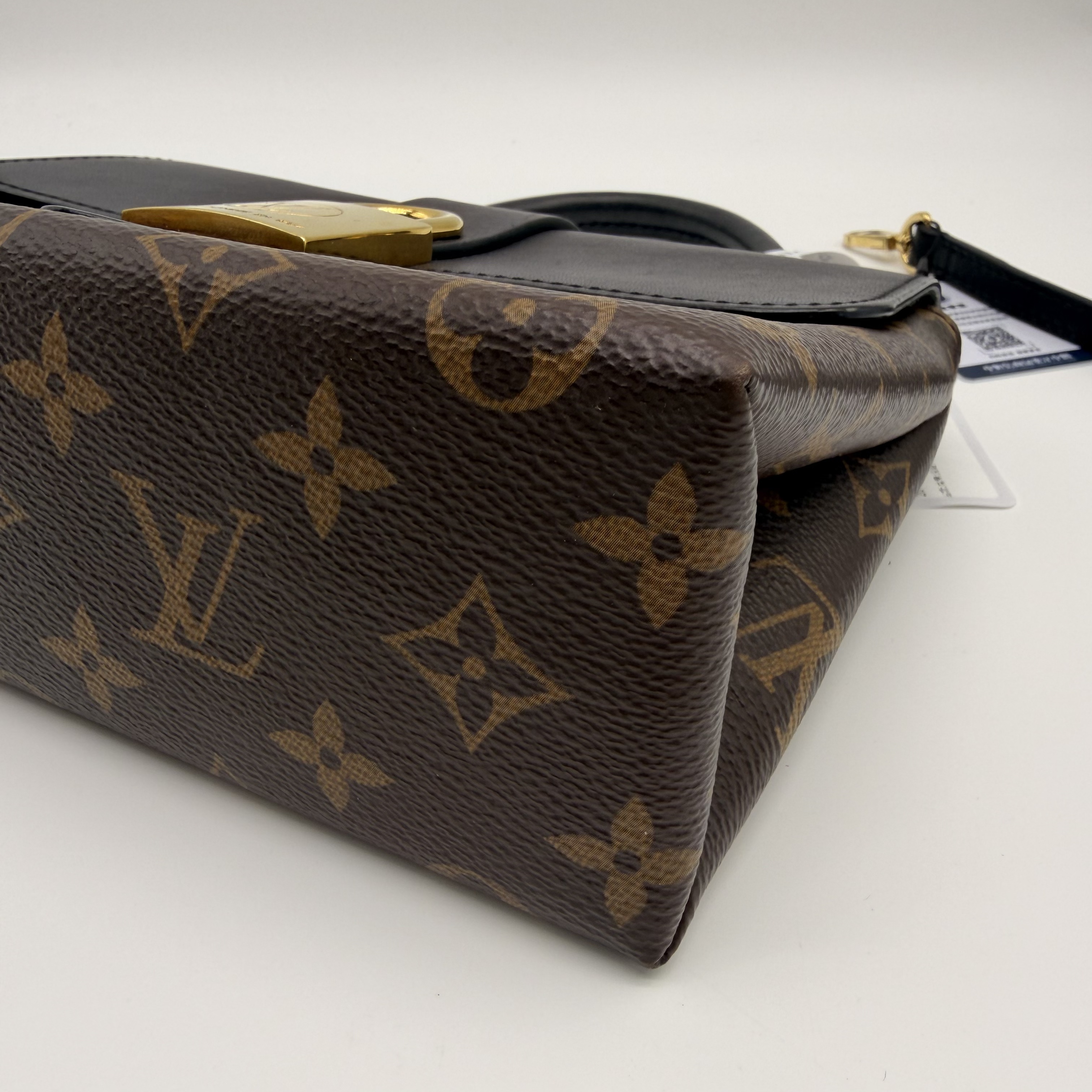 【*Shipped from: China*】LOUIS VUITTON Lock BB PU Shoulder Bag — view 7