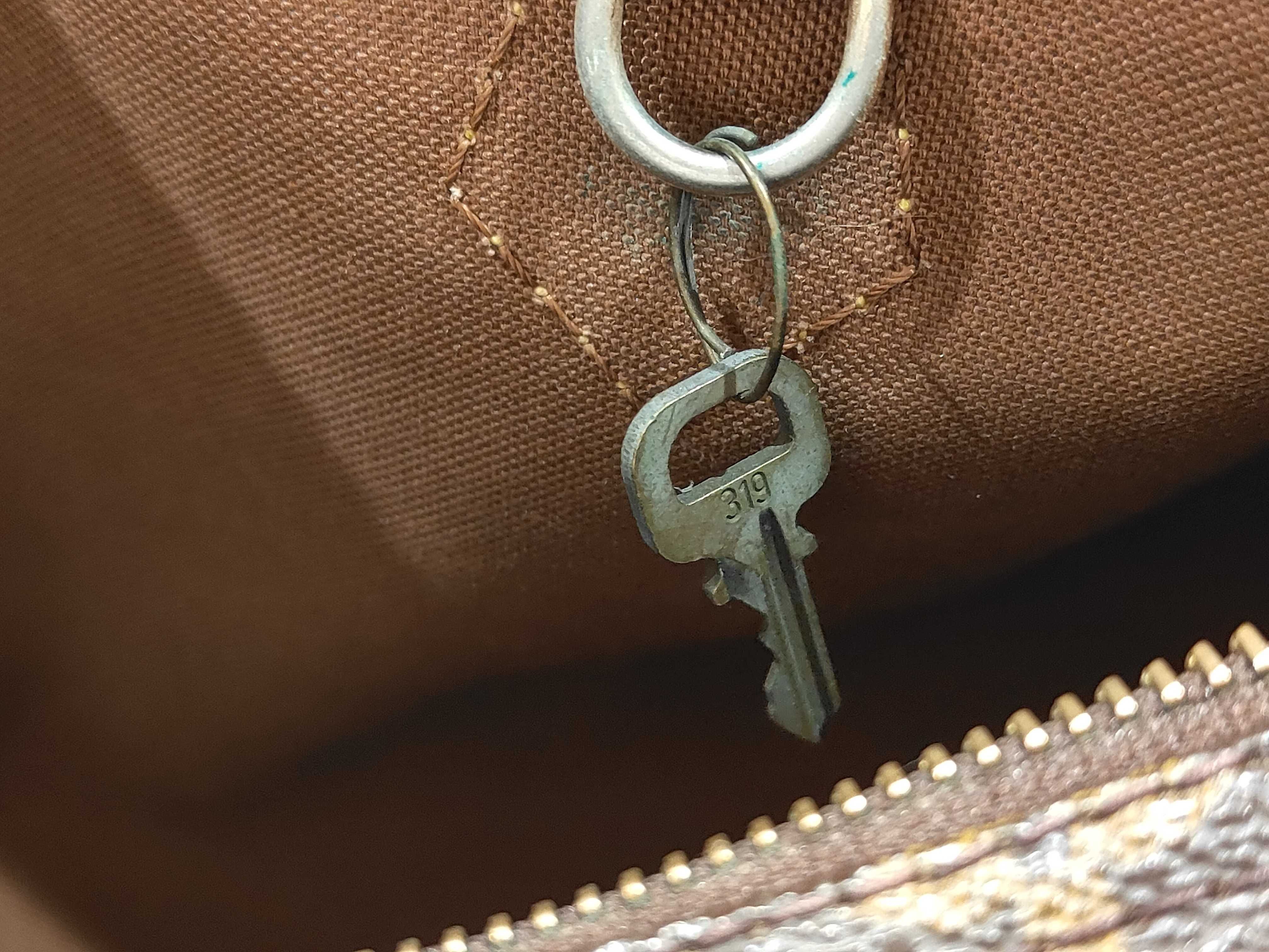 Monogram M41108 Speedy 30 Handbag — view 14