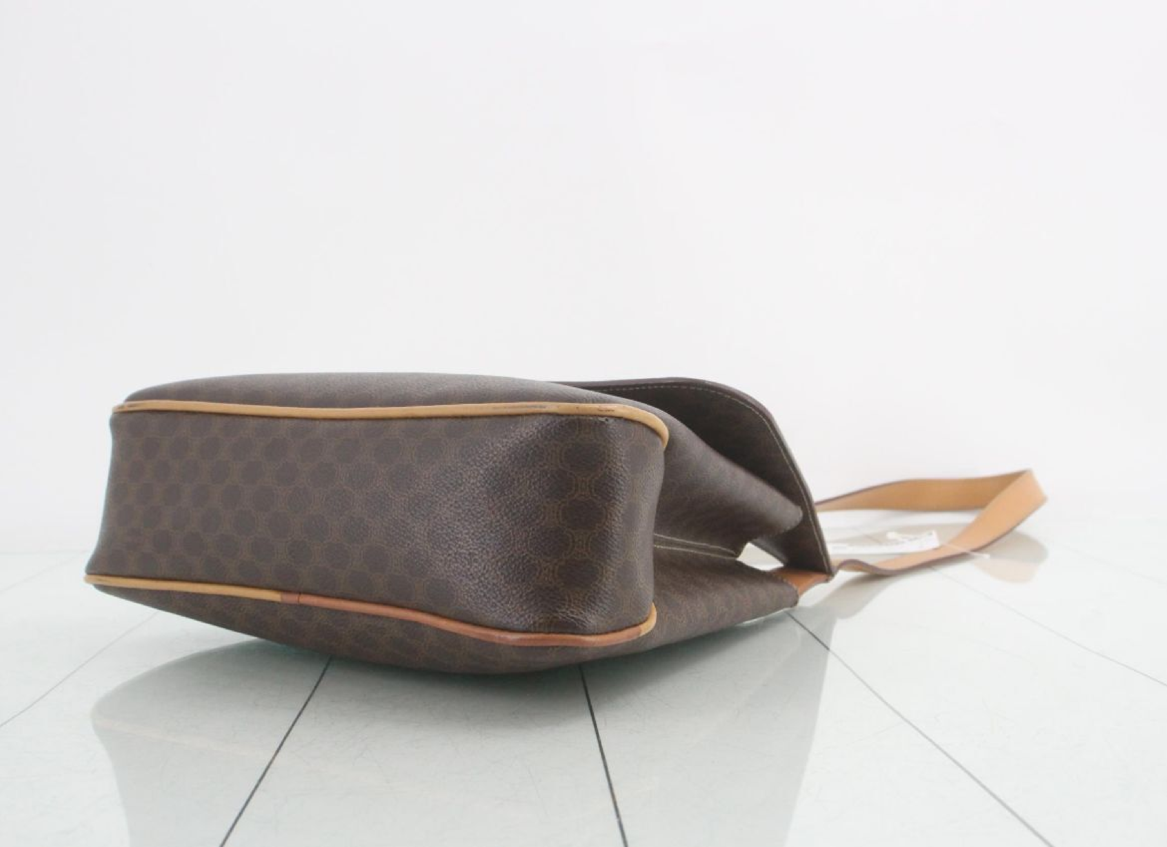 Leather Brown Shoulder Bag — view 5