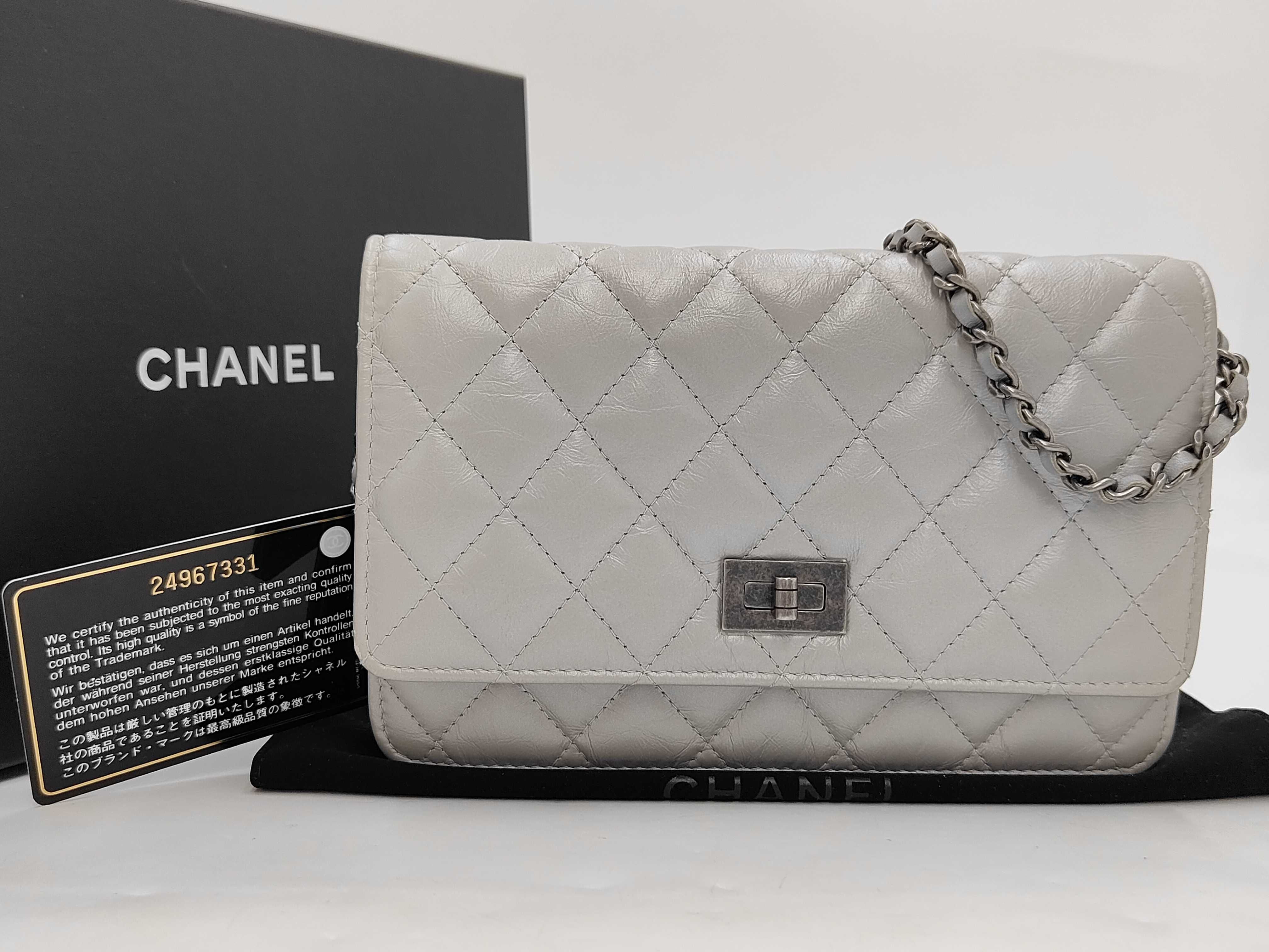 2.55 Reissue Chain Wallet Shoulder Bag