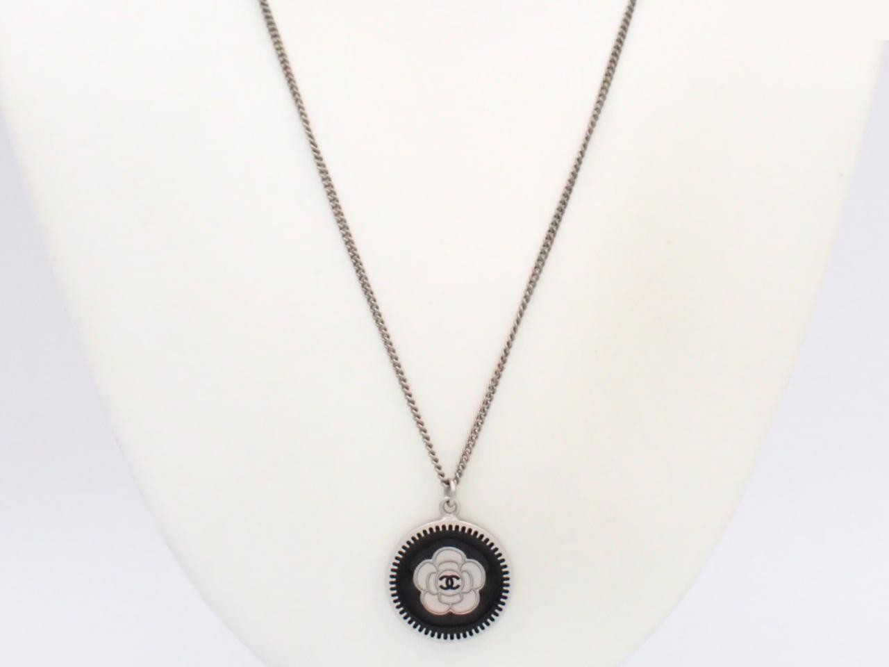 Camellia Coco Mark Round Silver x Gold Necklace — view 3