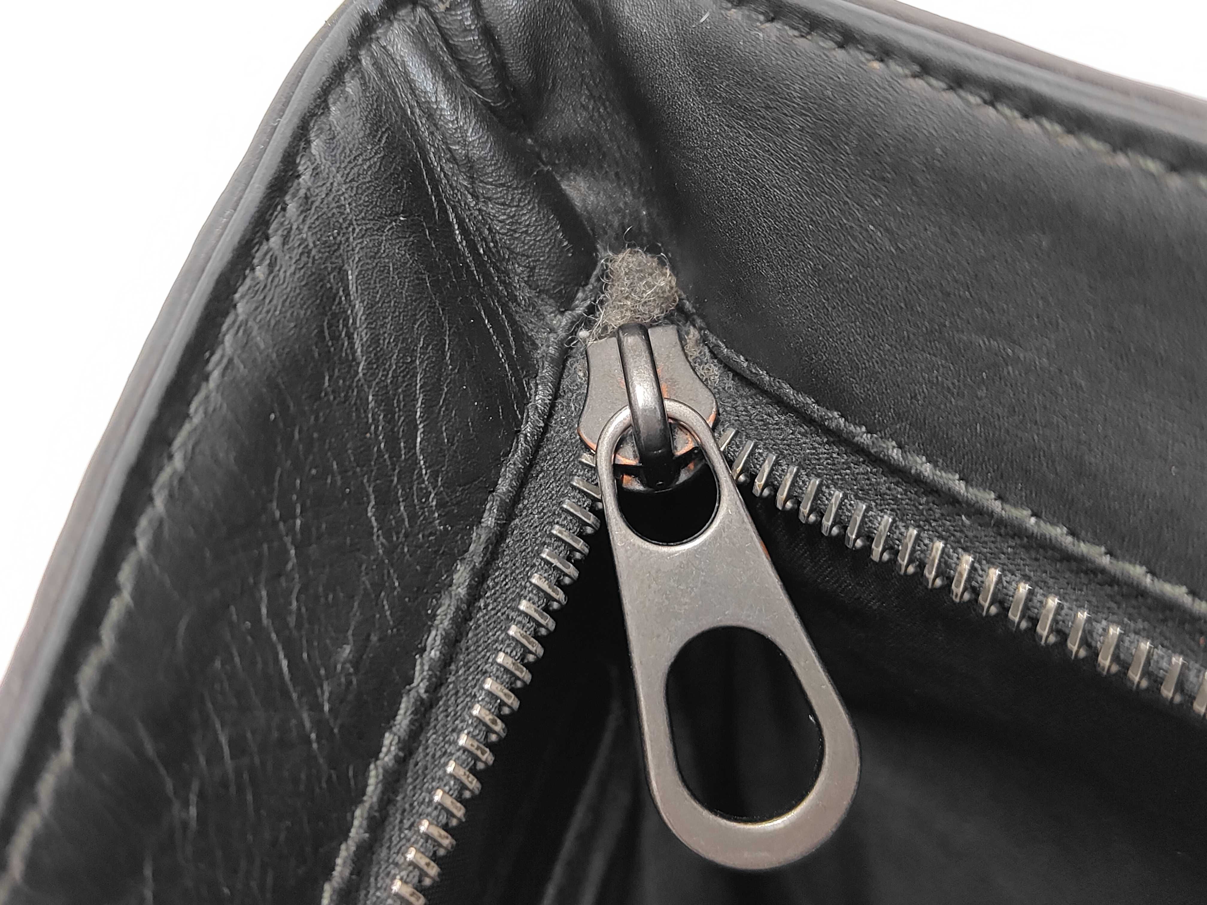 Intrecciato Shoulder Bag, Black — view 10
