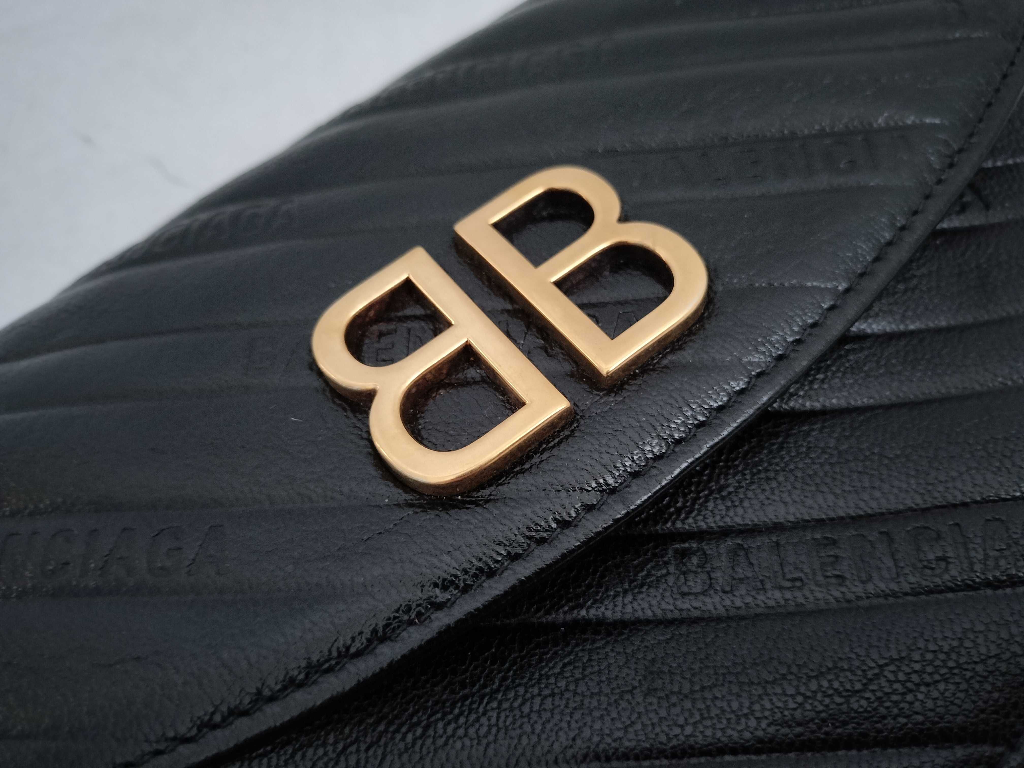 Chain Shoulder Bag — view 14