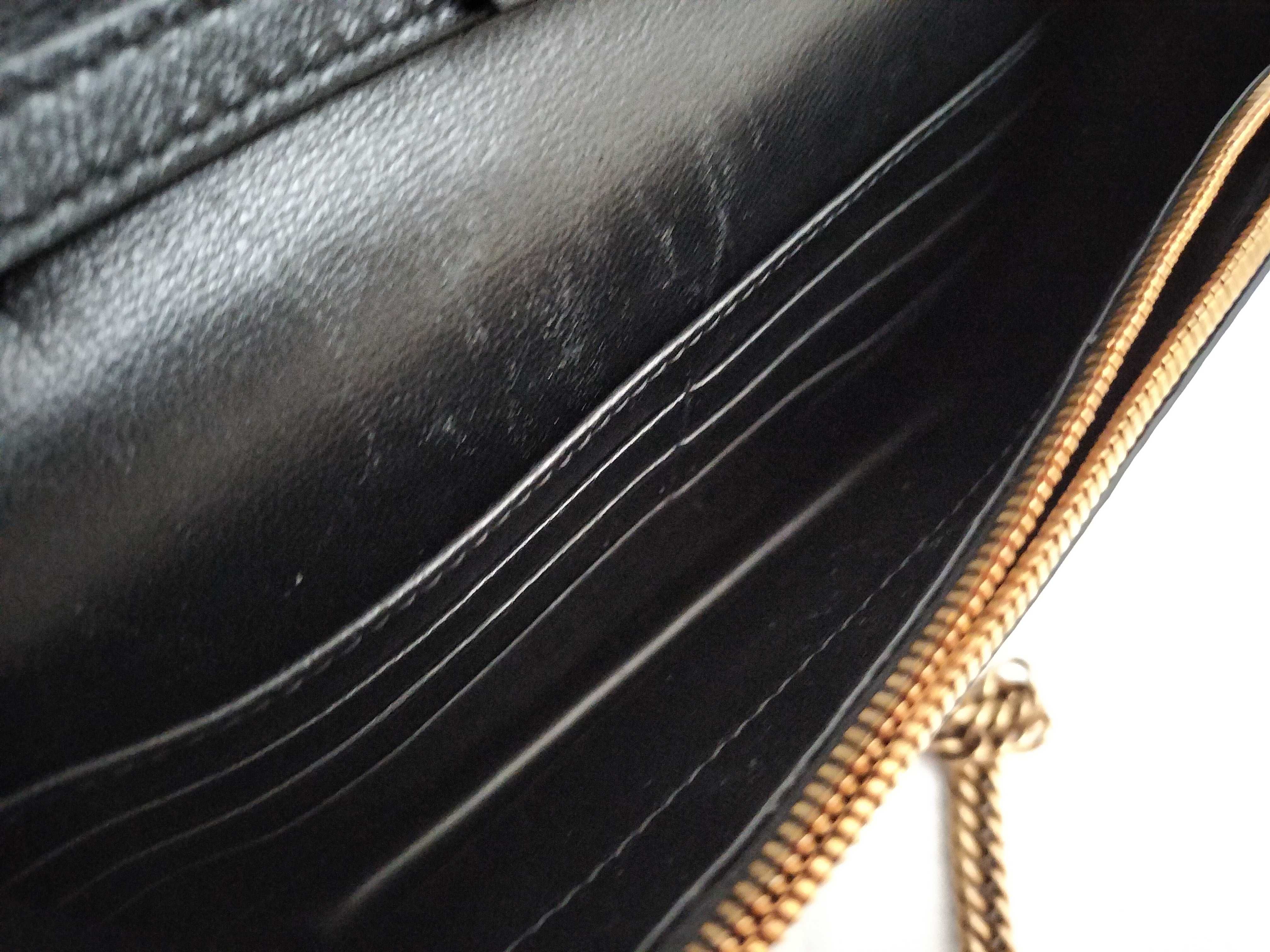 Chain Shoulder Bag — view 10
