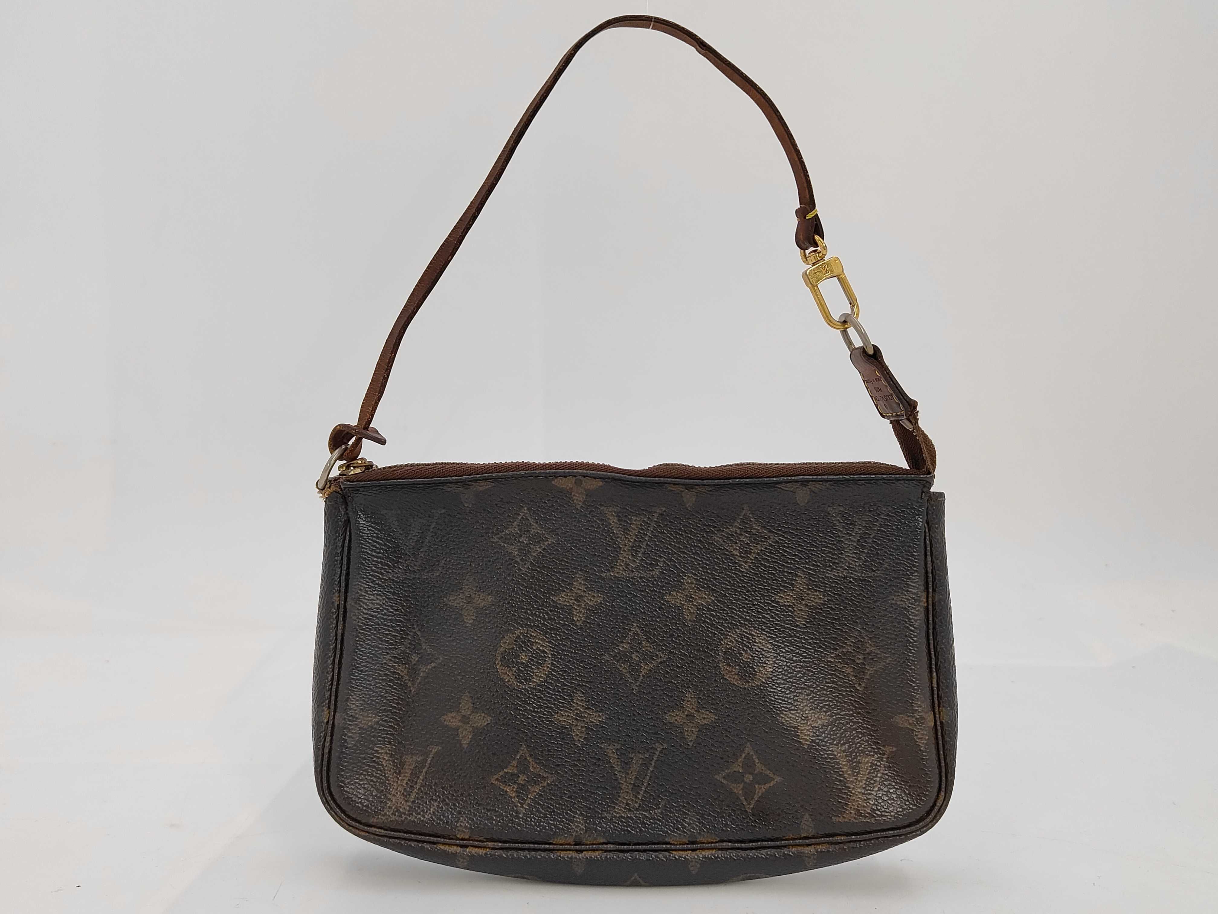 Monogram LV Pouch