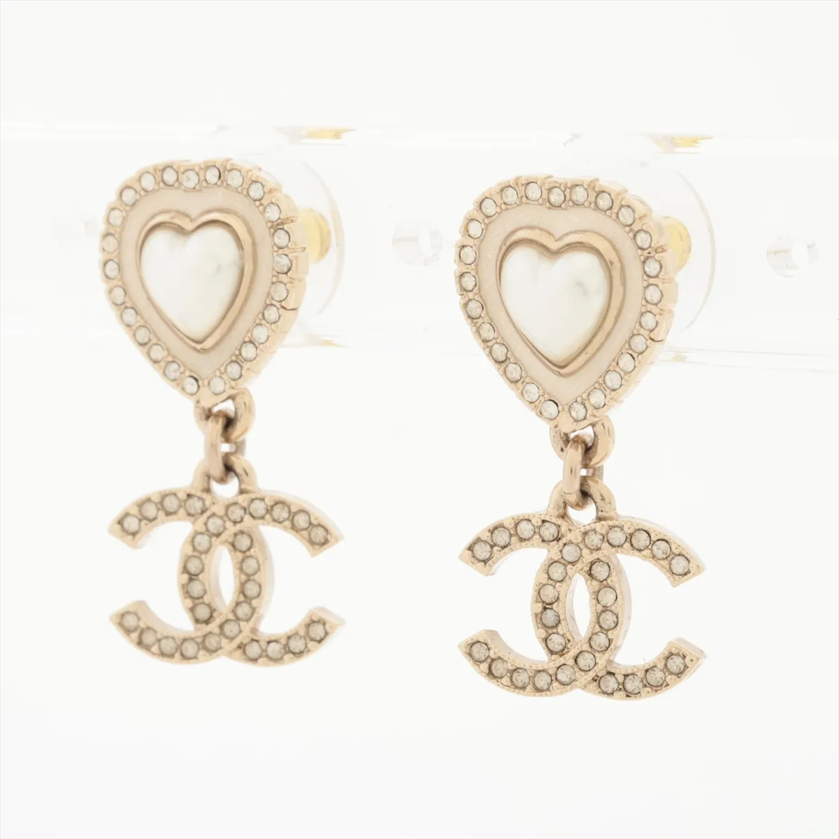 Cocomark Heart C24A Earrings (for both ears) GP x Rhinestone x Fake Pearl Gold — view 3