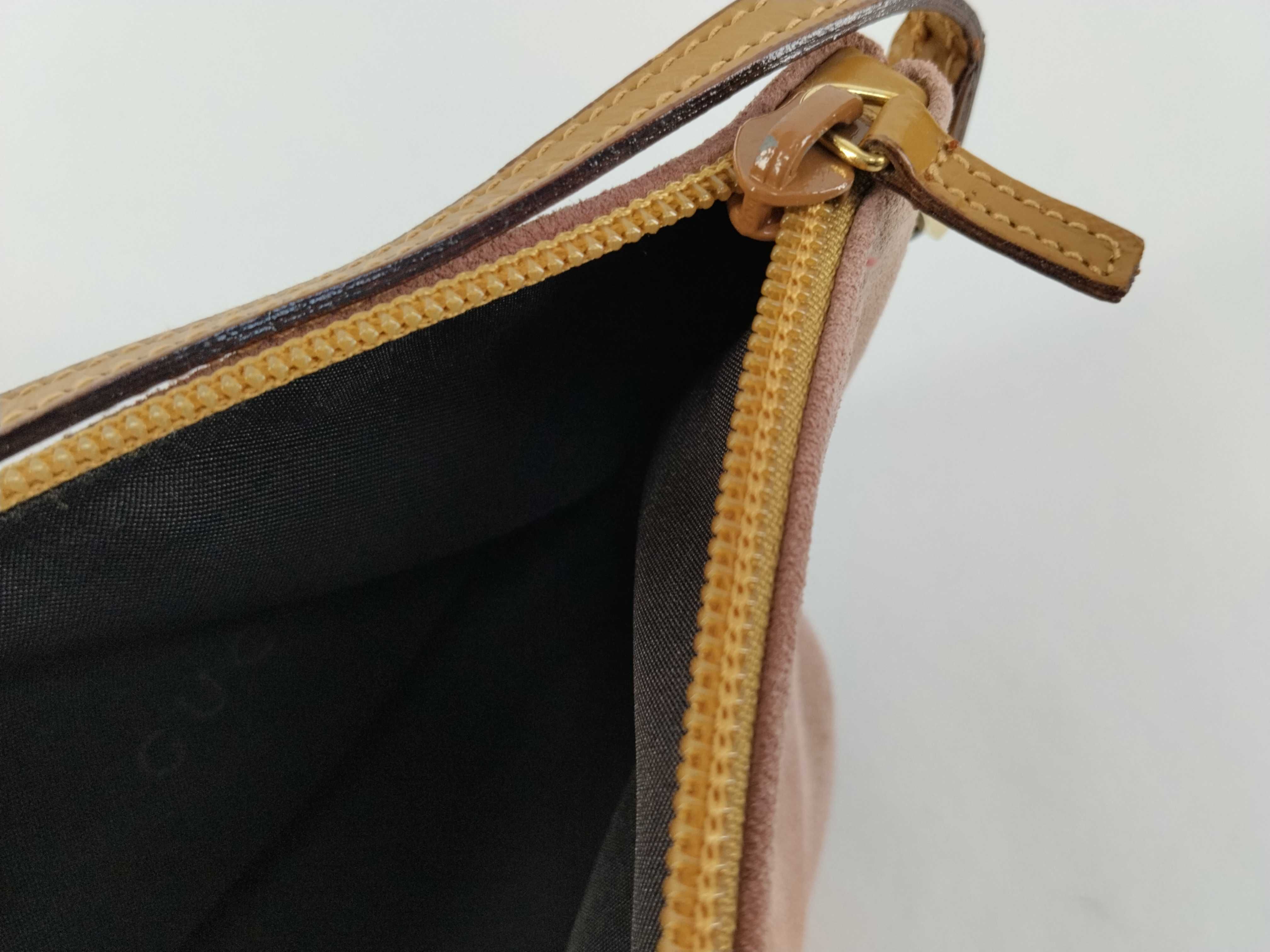 accessory pouch — view 9
