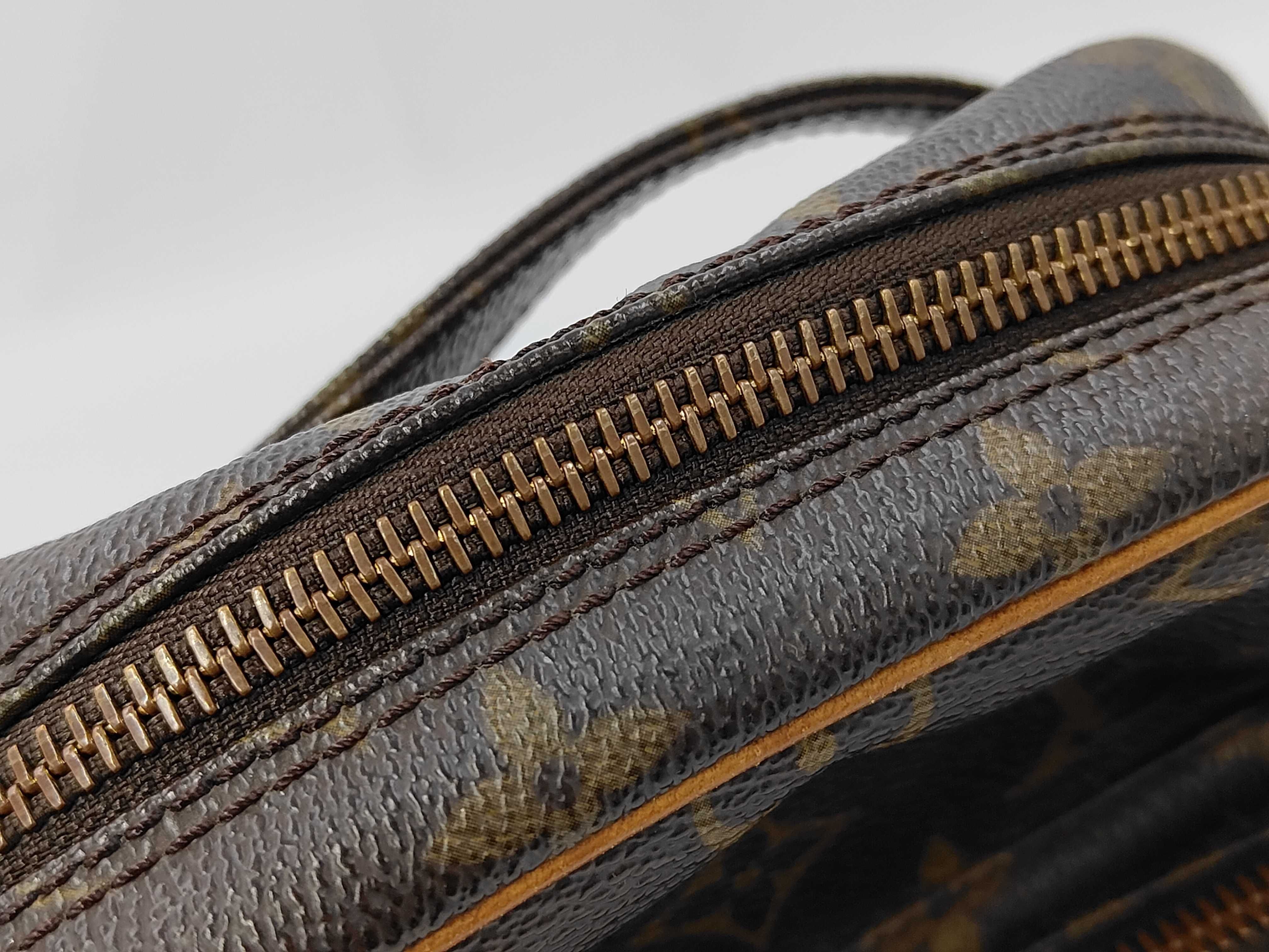 Monogram Amazon TH8902 Shoulder Bag — view 8