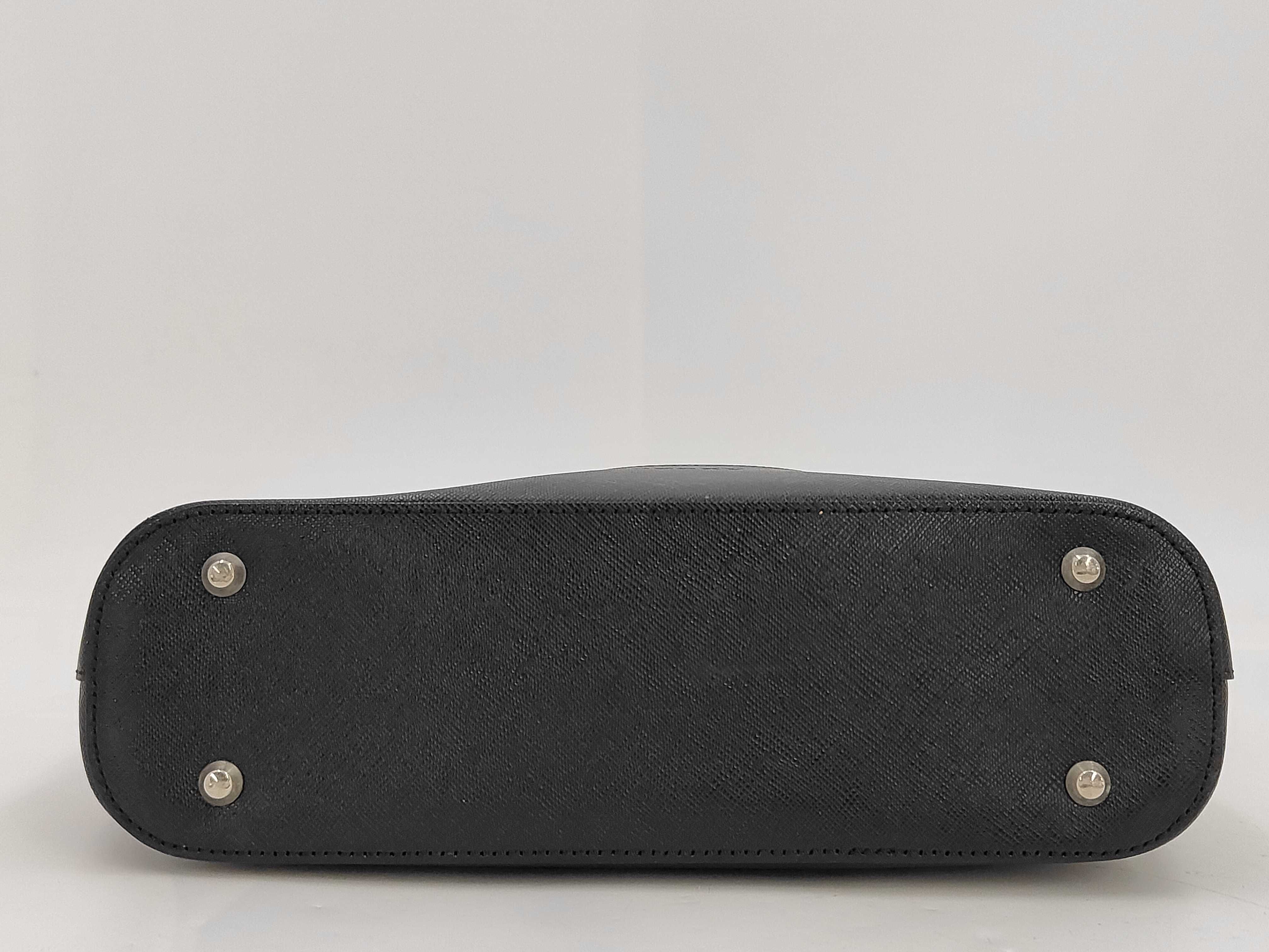 Nova Check Leather Shoulder Bag WS15713 — view 4