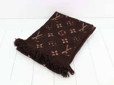 Logo Mania Muffler