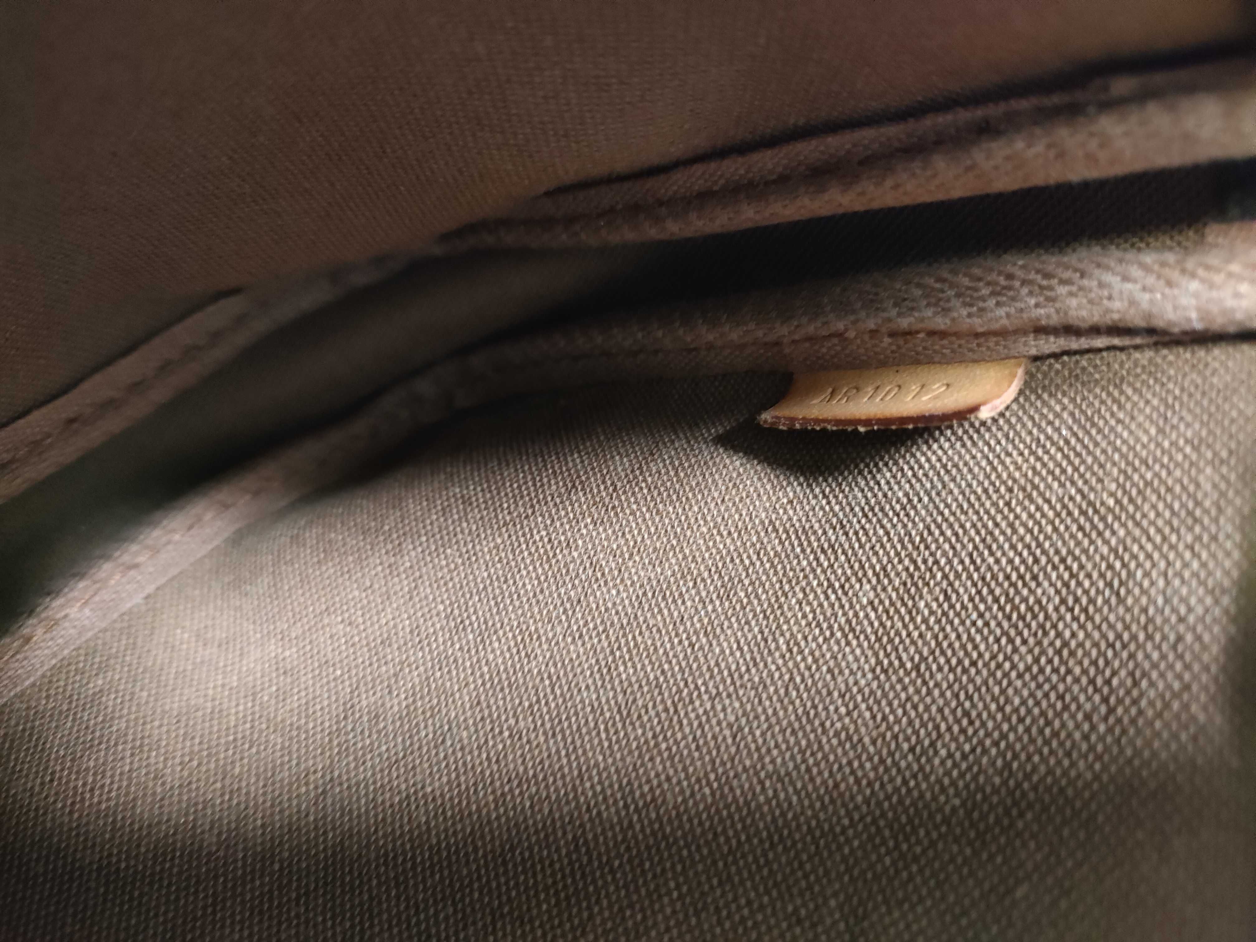 Monogram Accessoires Pouch — view 15