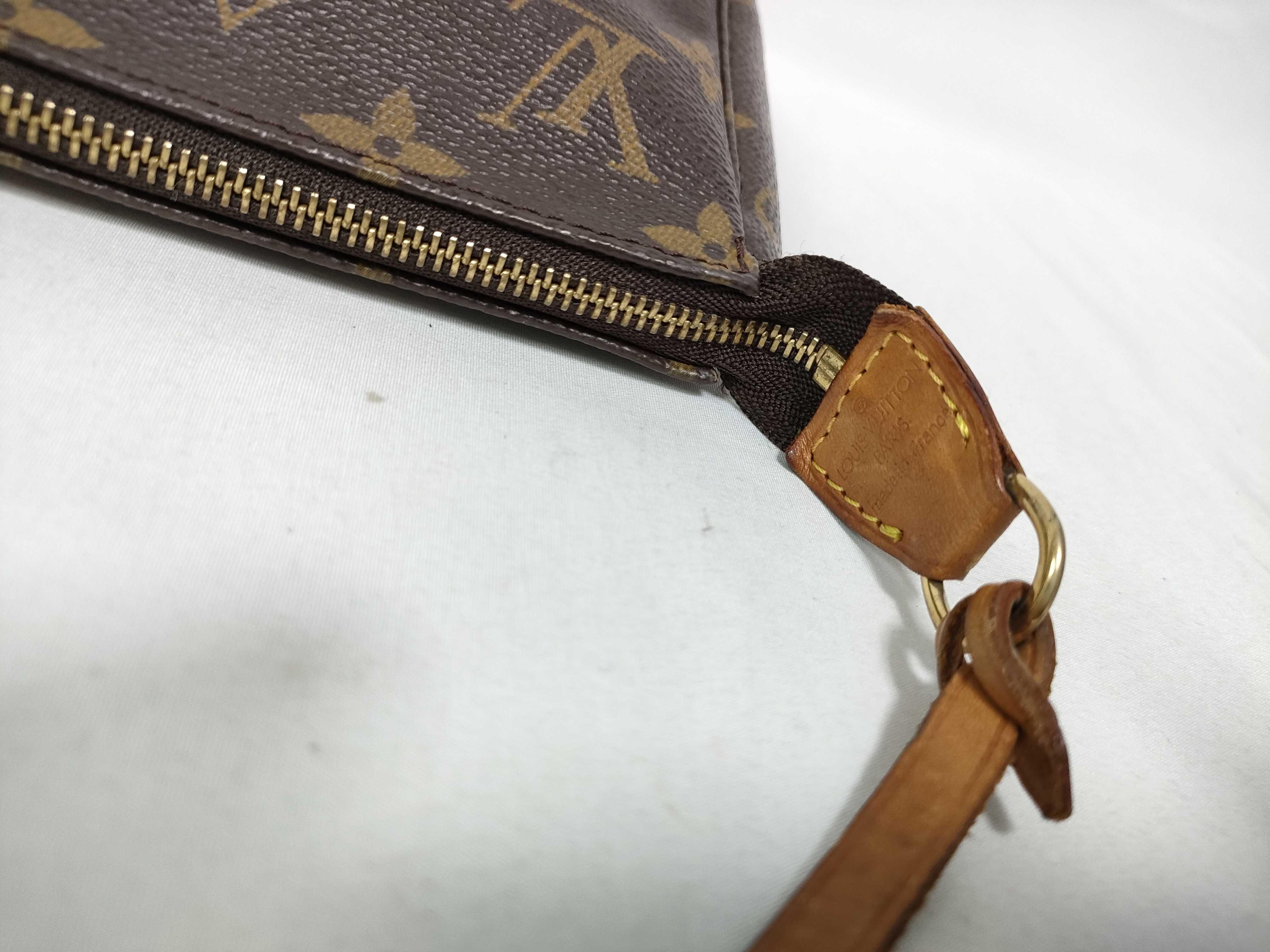 Monogram Accessoires Pouch — view 8