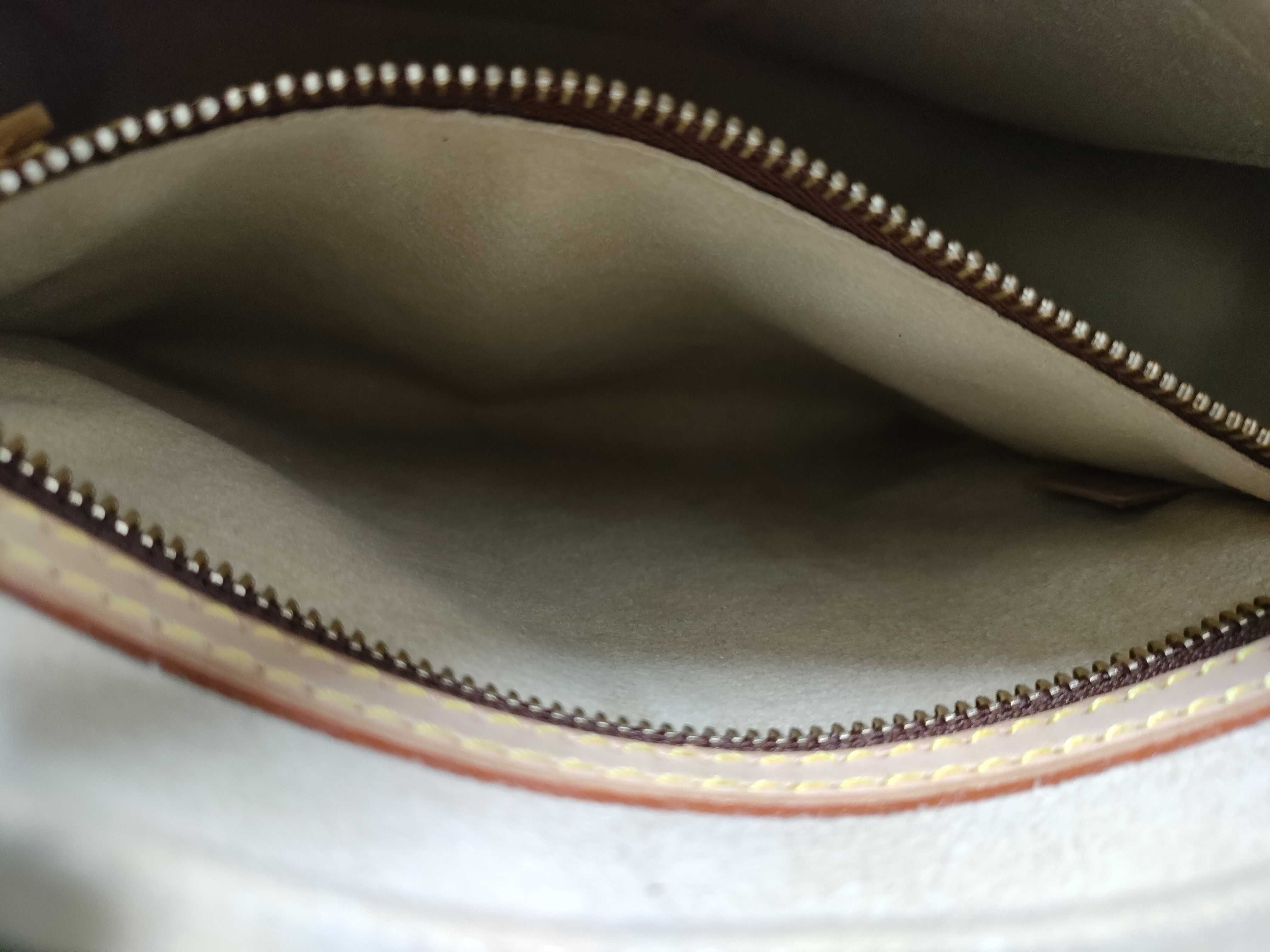 Monogram Looping MM M51146 Brown Shoulder Bag — view 11
