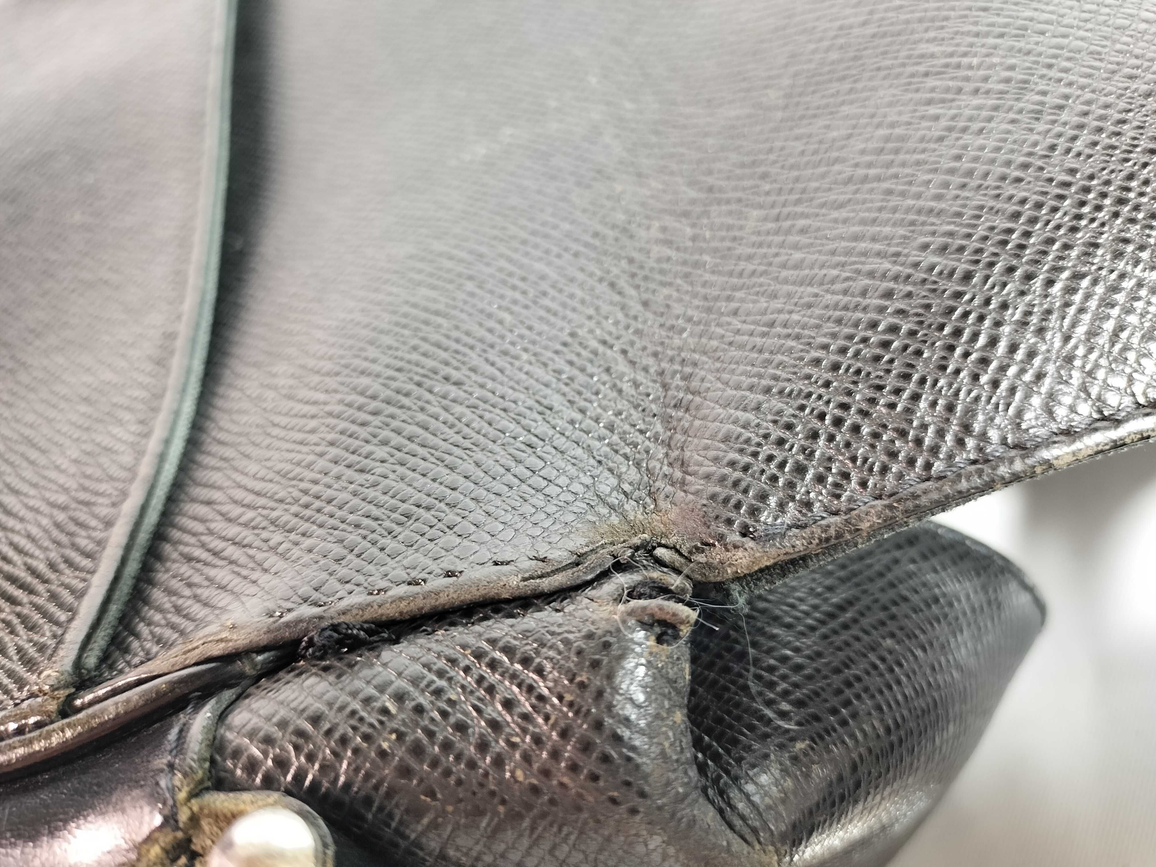 Taiga Leather Shoulder Bag — view 13