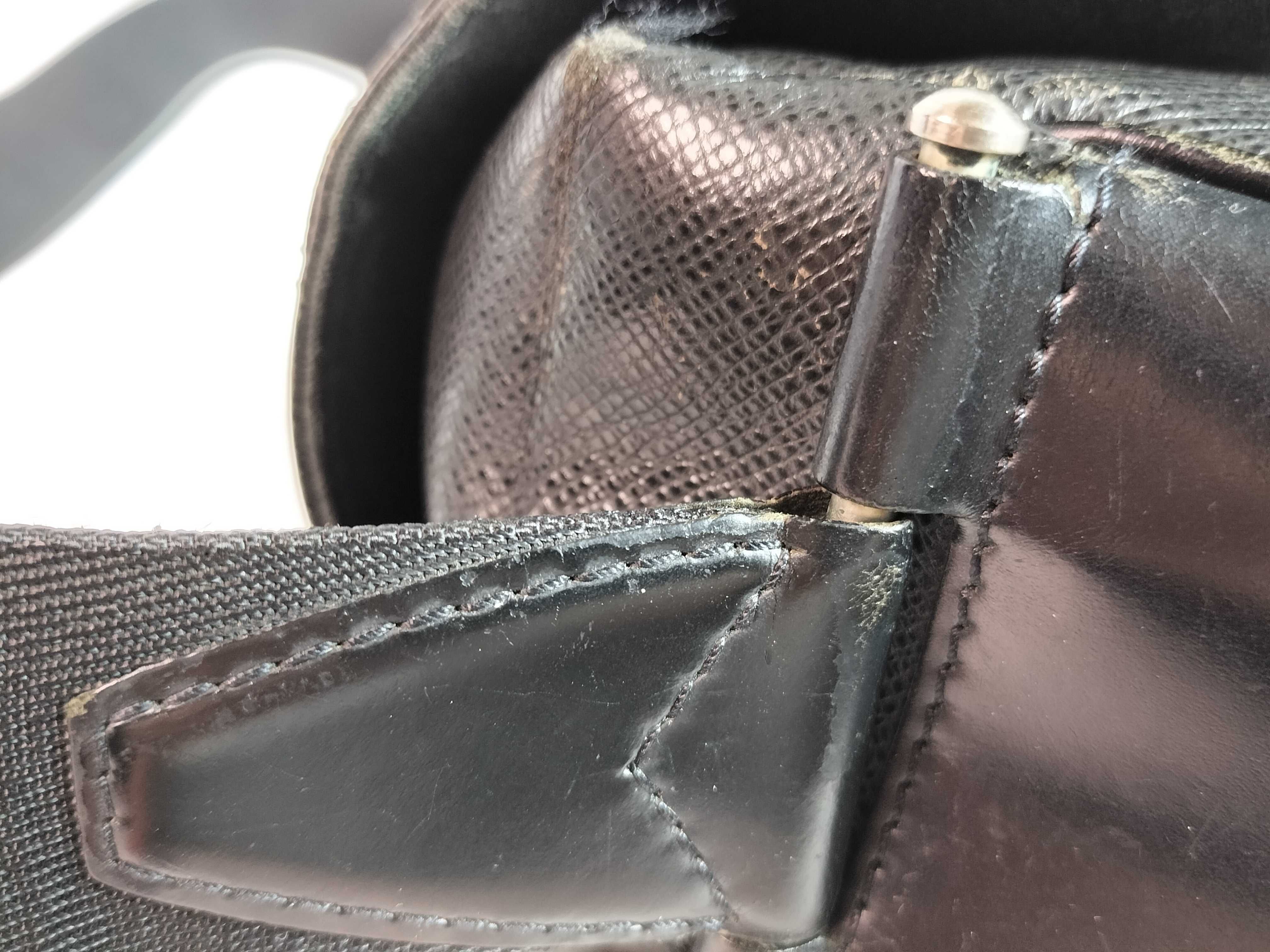 Taiga Leather Shoulder Bag — view 5
