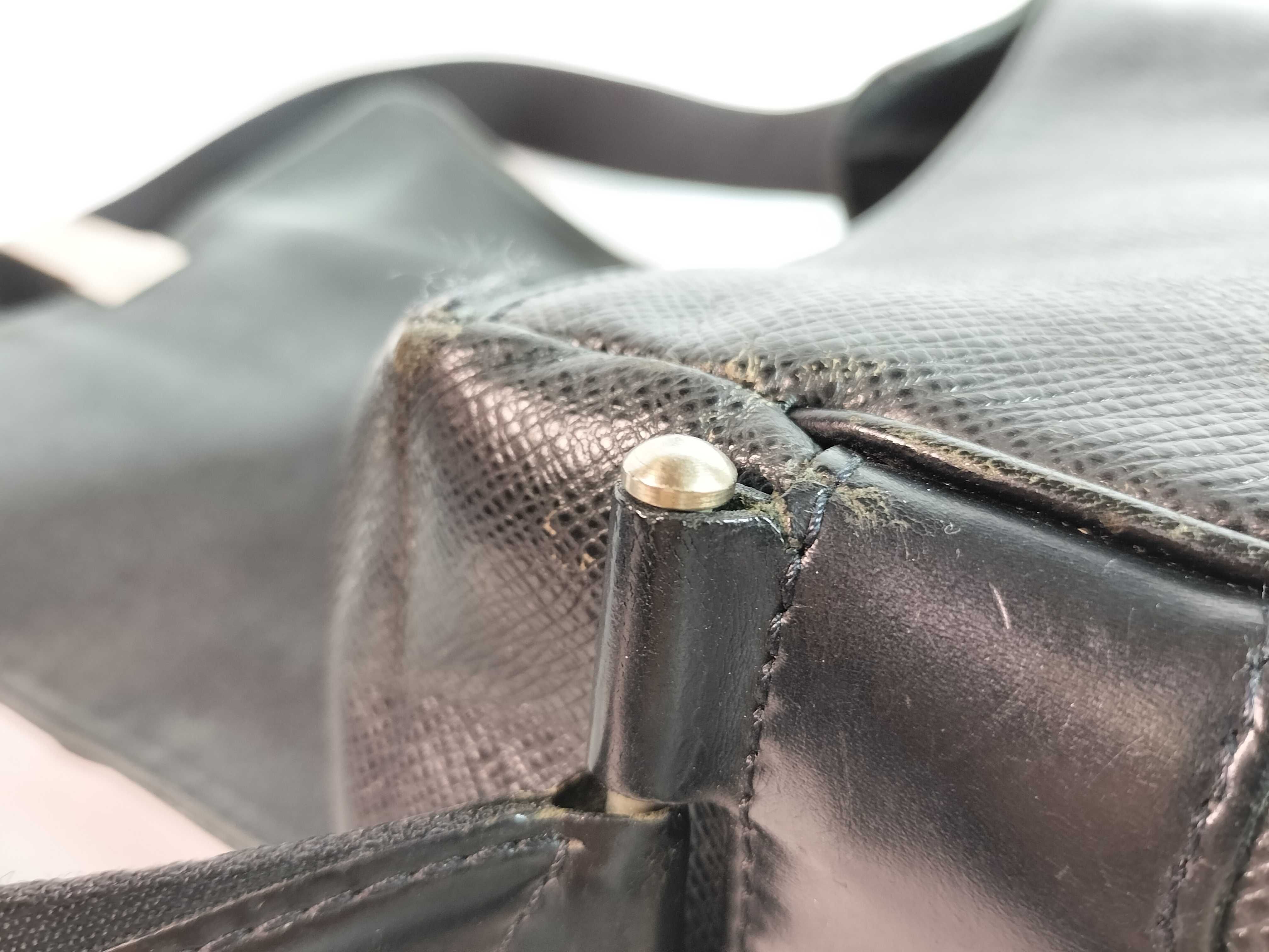 Taiga Leather Shoulder Bag — view 8