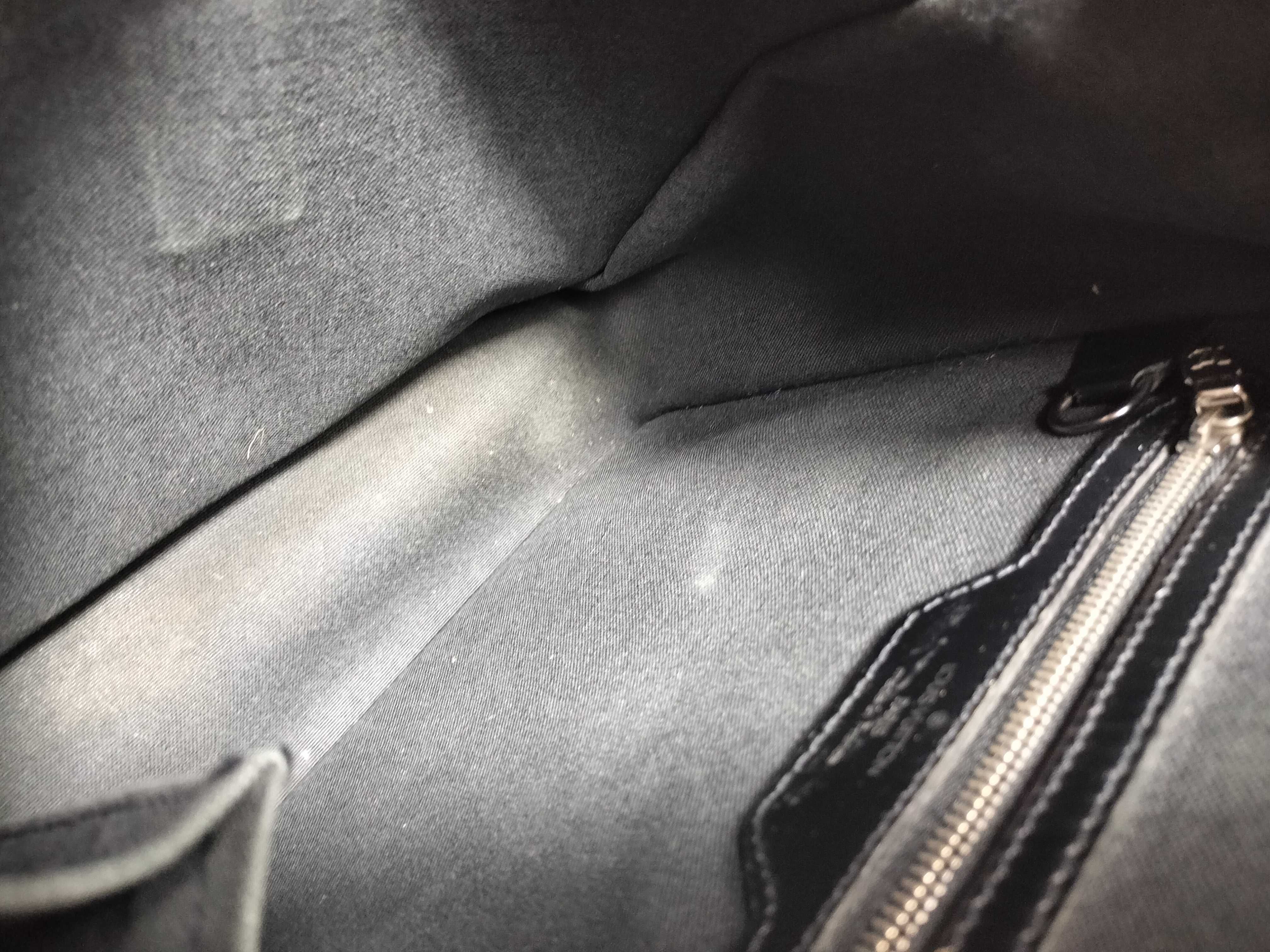 Taiga Leather Shoulder Bag — view 10
