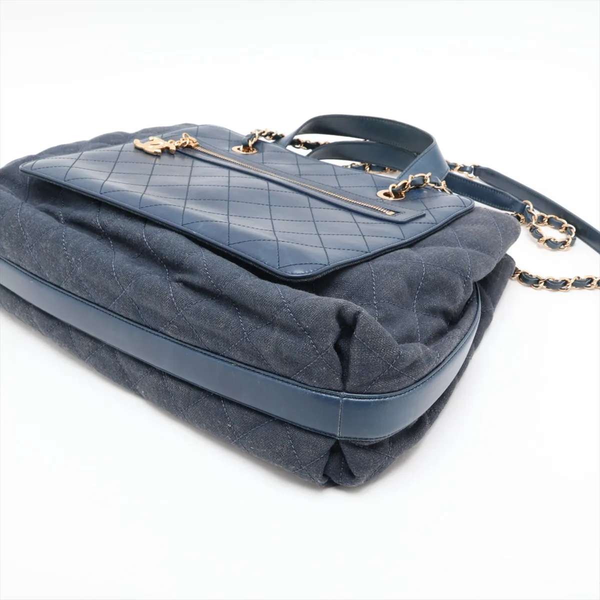 Matelassé Denim x Vintage Calfskin 2-Way Handbag, Blue with Gold Hardware, Item Number 23264838 (Serial Number in the 23s range) — view 3