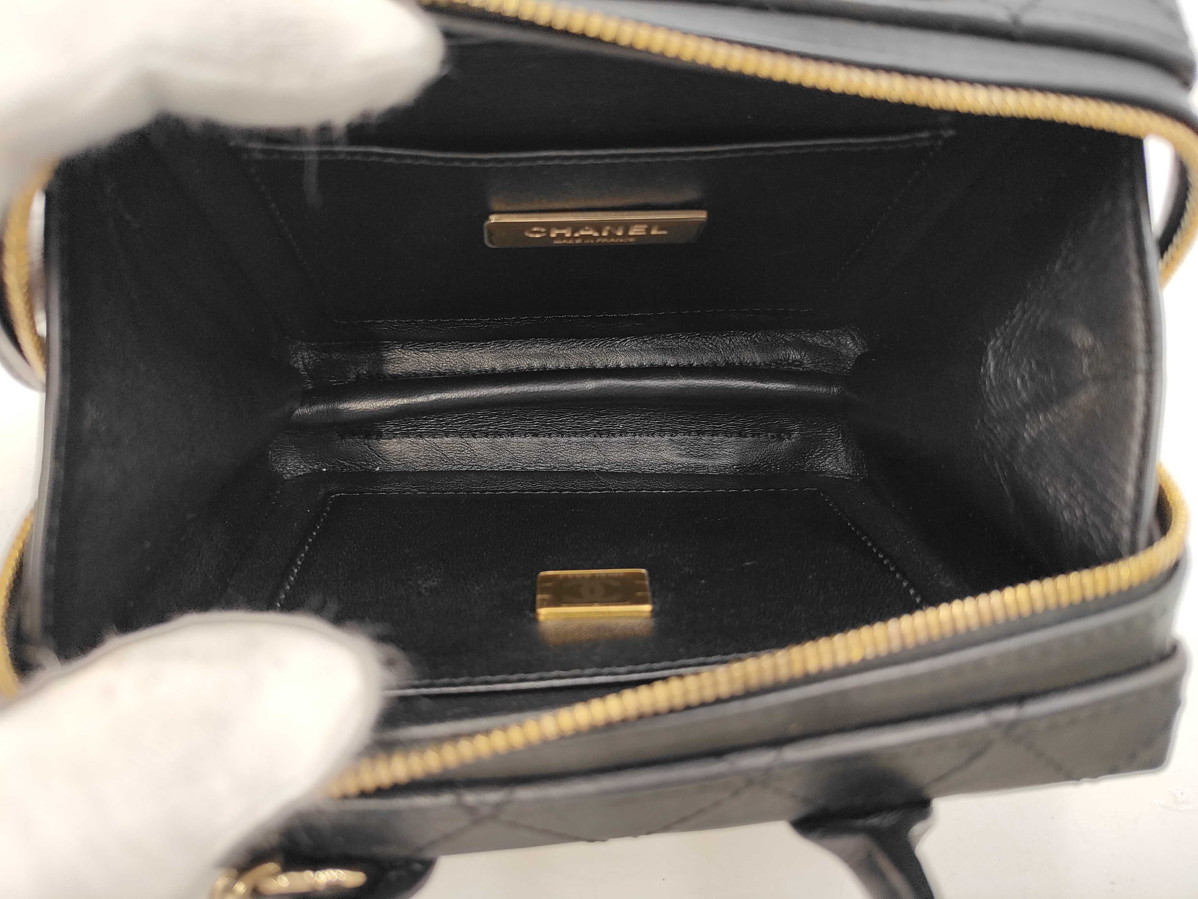 CC Filigree Small Vanity Case Shoulder Bag AS3344 Black Gold Hardware Calfskin Women's Shoulder Bag — view 10