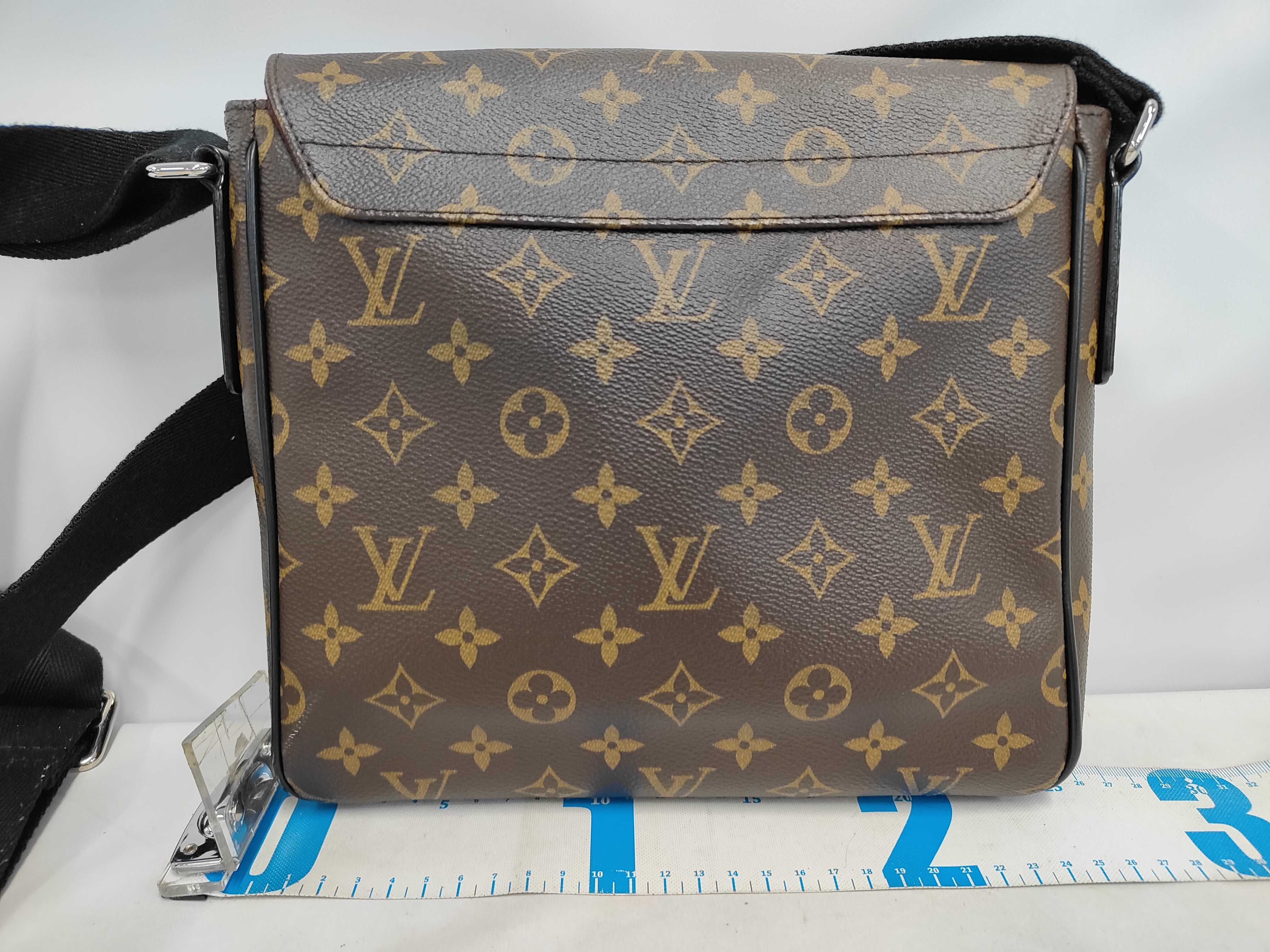 District PM Monogram Macassar M40935 Shoulder Bag — view 2