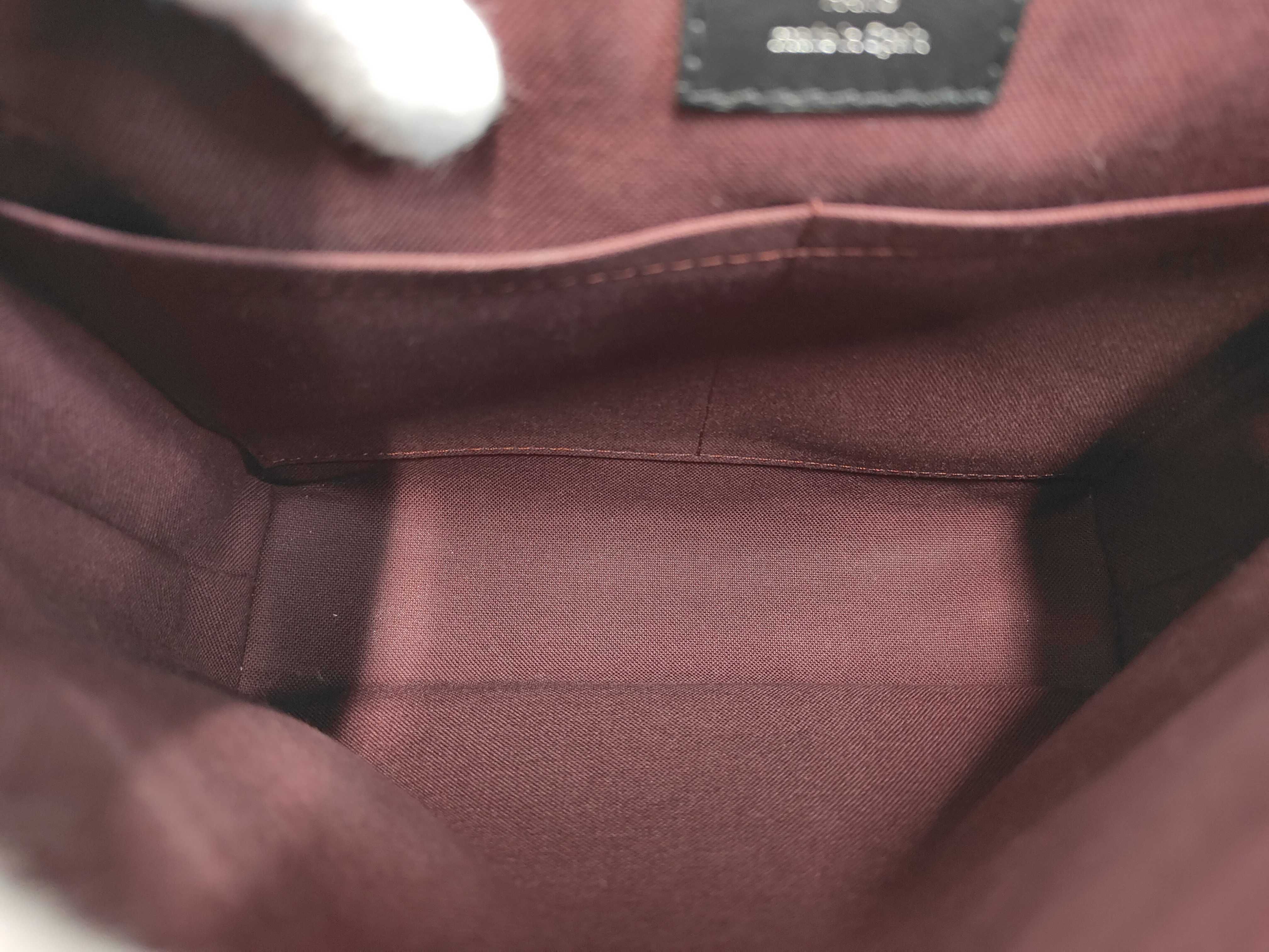 District PM Monogram Macassar M40935 Shoulder Bag — view 8