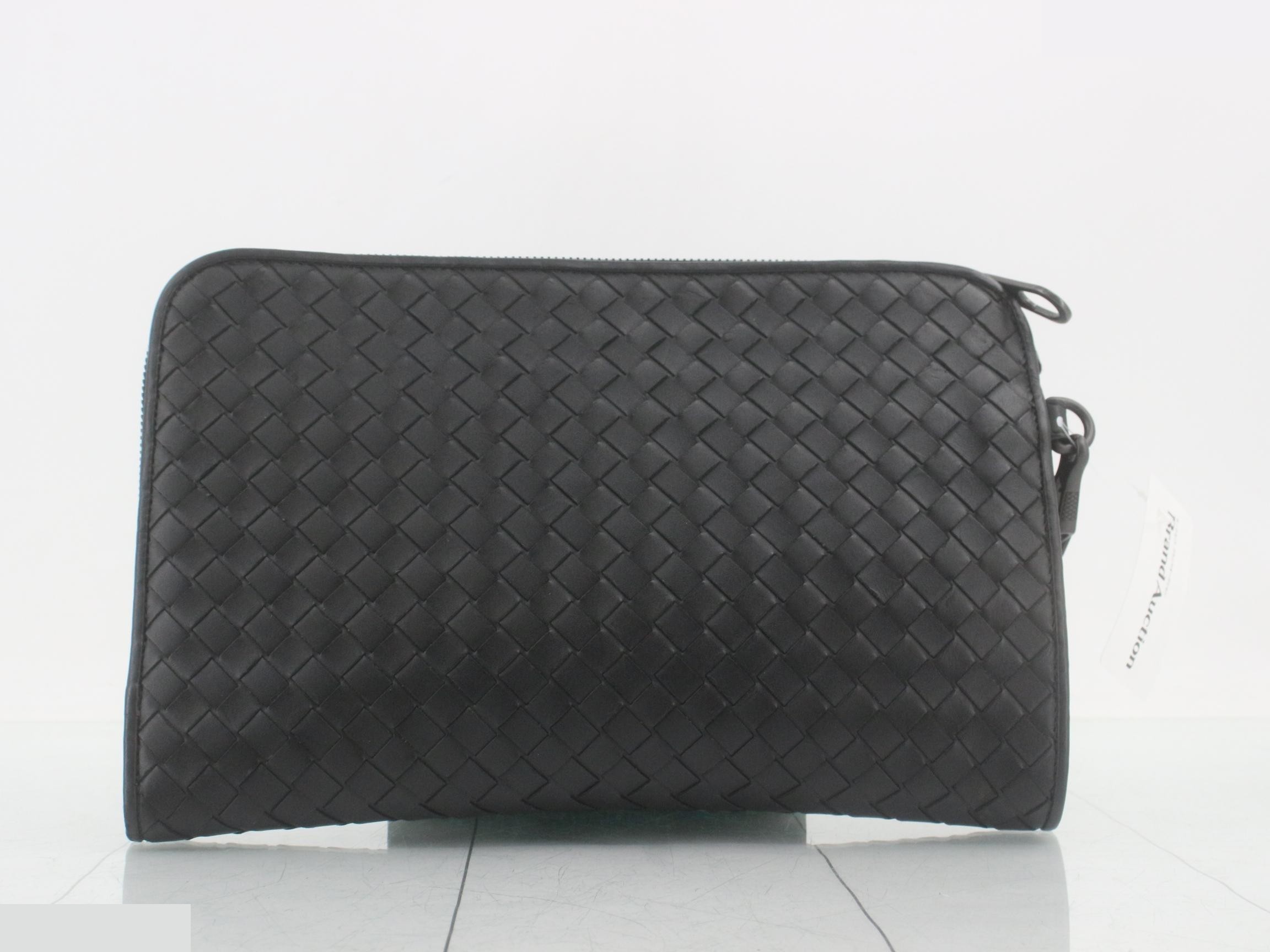 Intrecciato Clutch Bag, Black — view 2