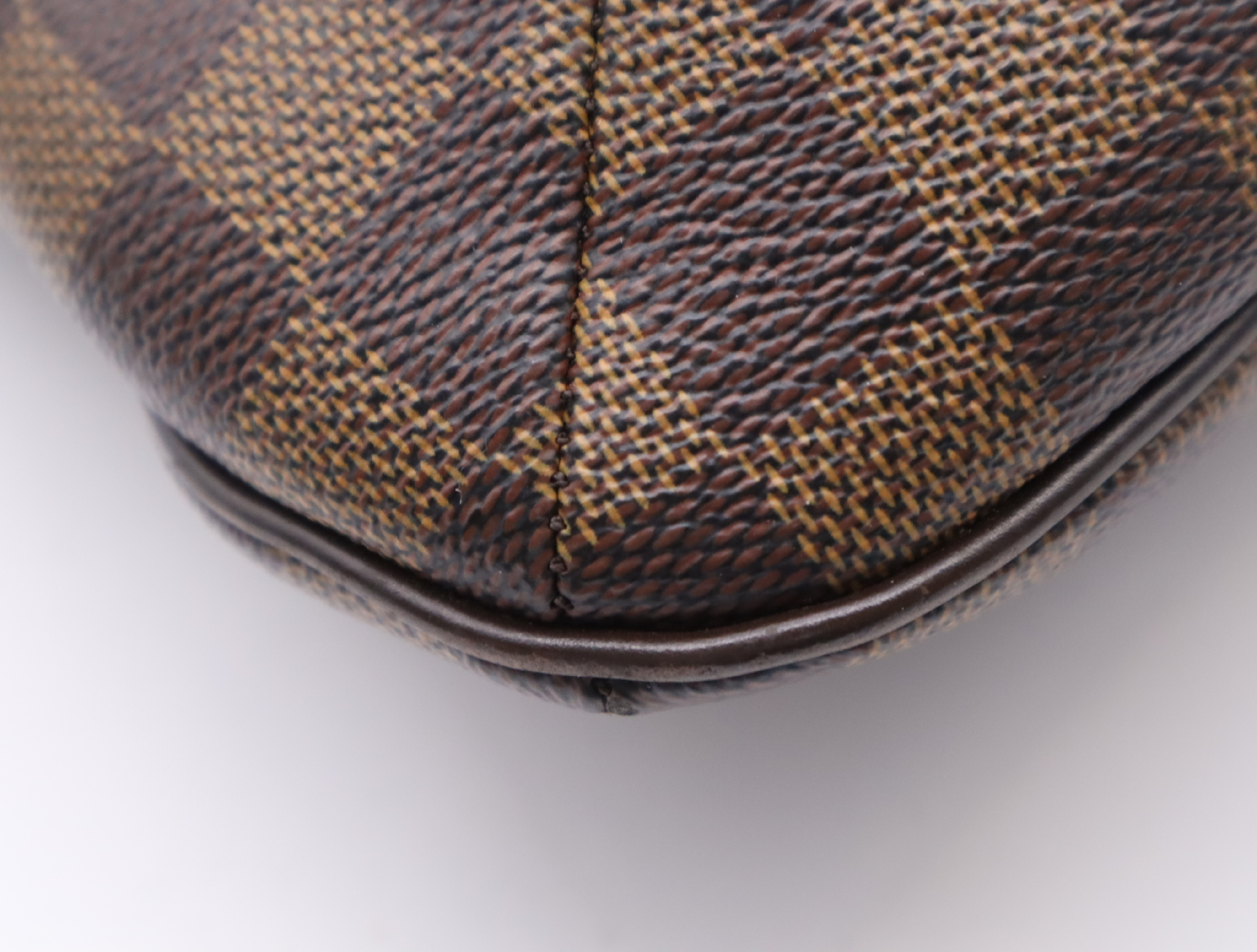 N42251 Damier Bloomsbury PM Shoulder Bag — view 6