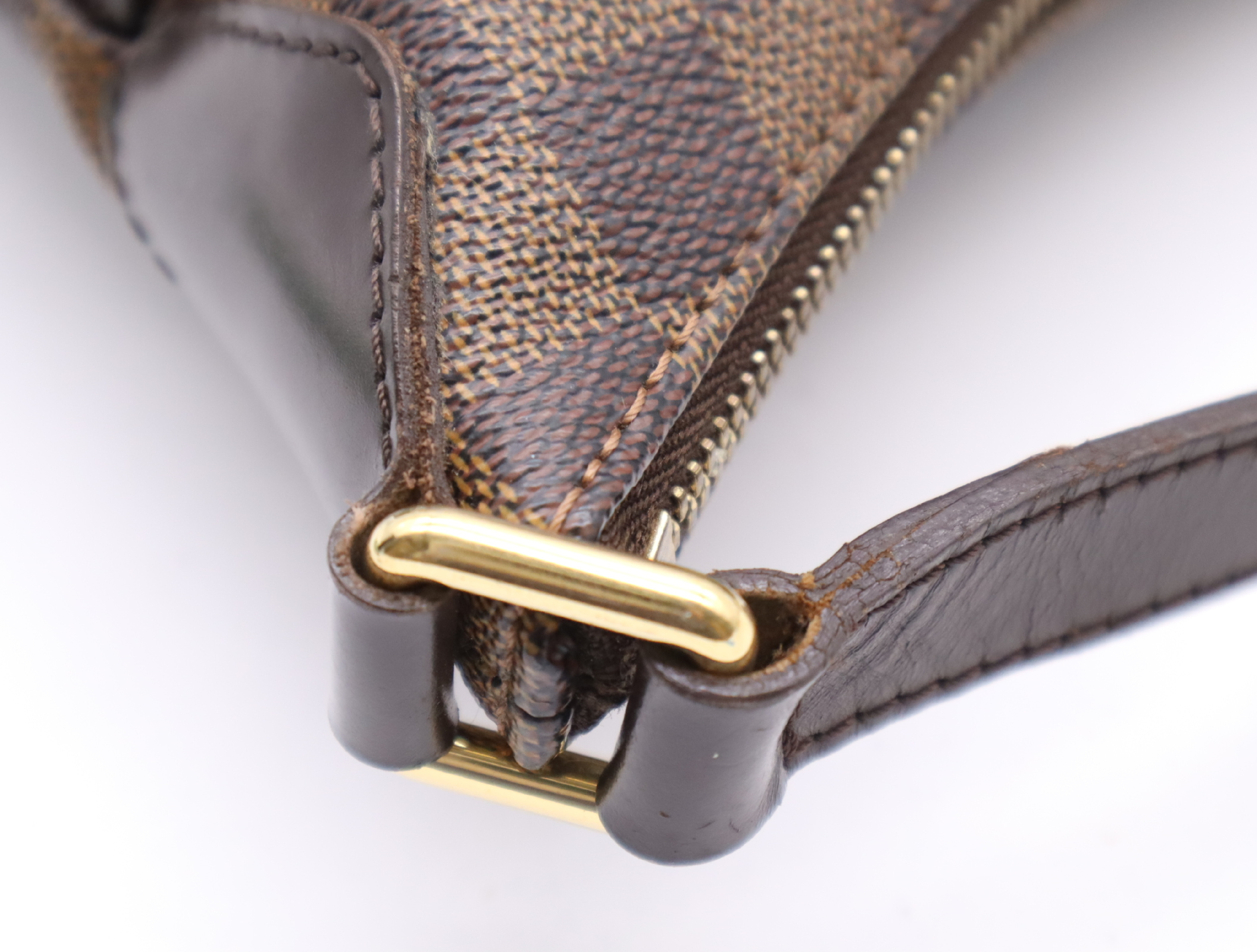 N42251 Damier Bloomsbury PM Shoulder Bag — view 8