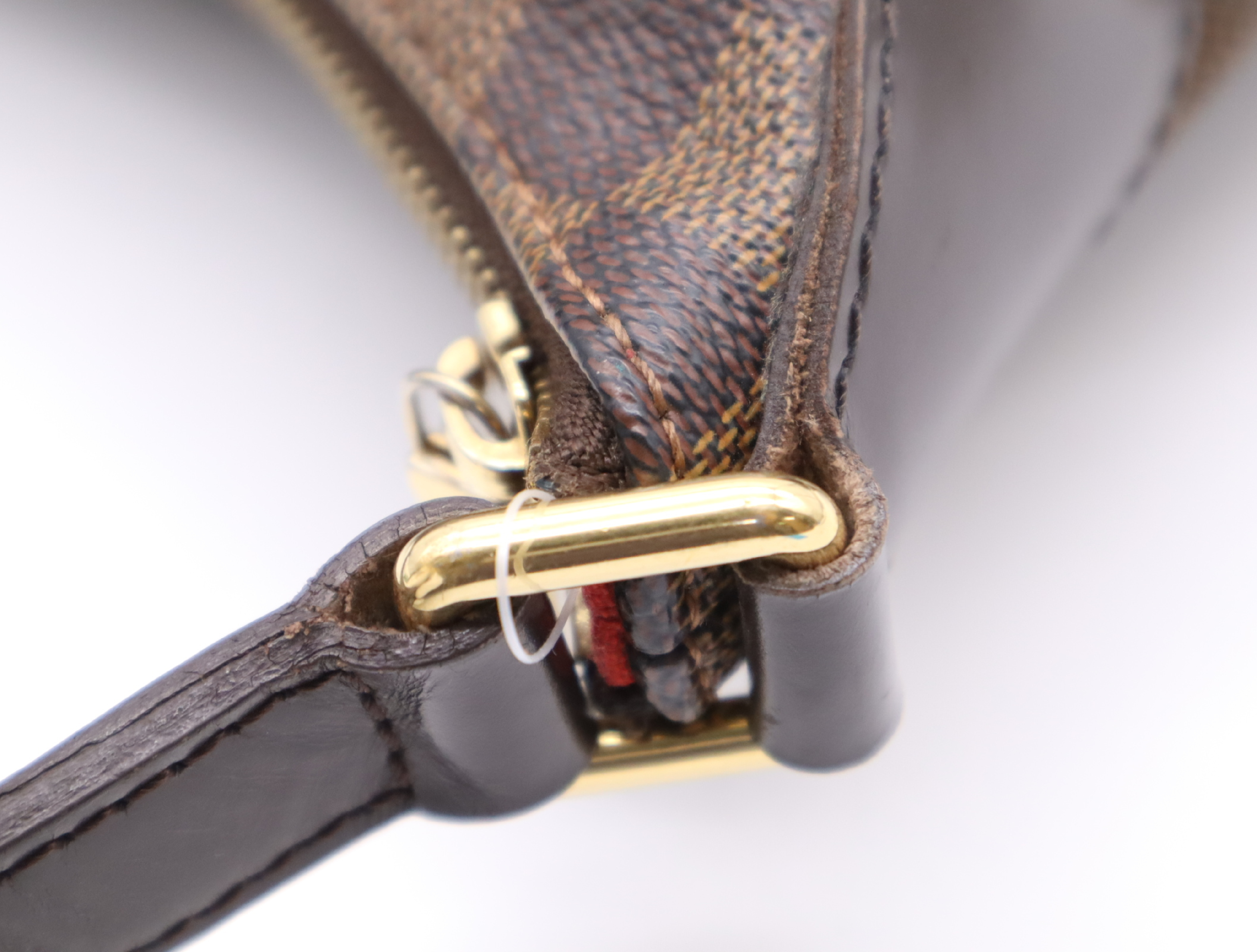 N42251 Damier Bloomsbury PM Shoulder Bag — view 9