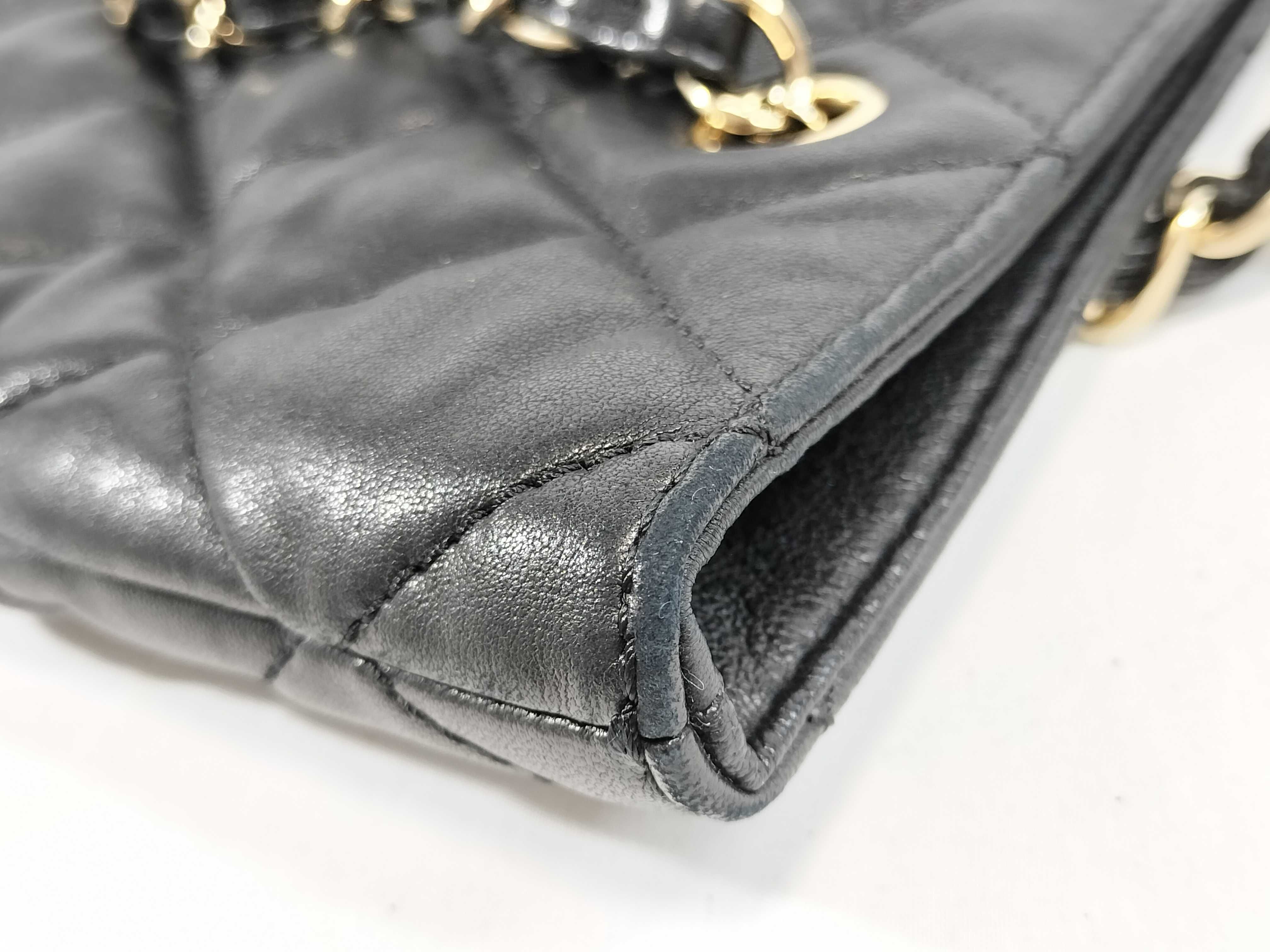 Chain Shoulder Tote Bag — view 14