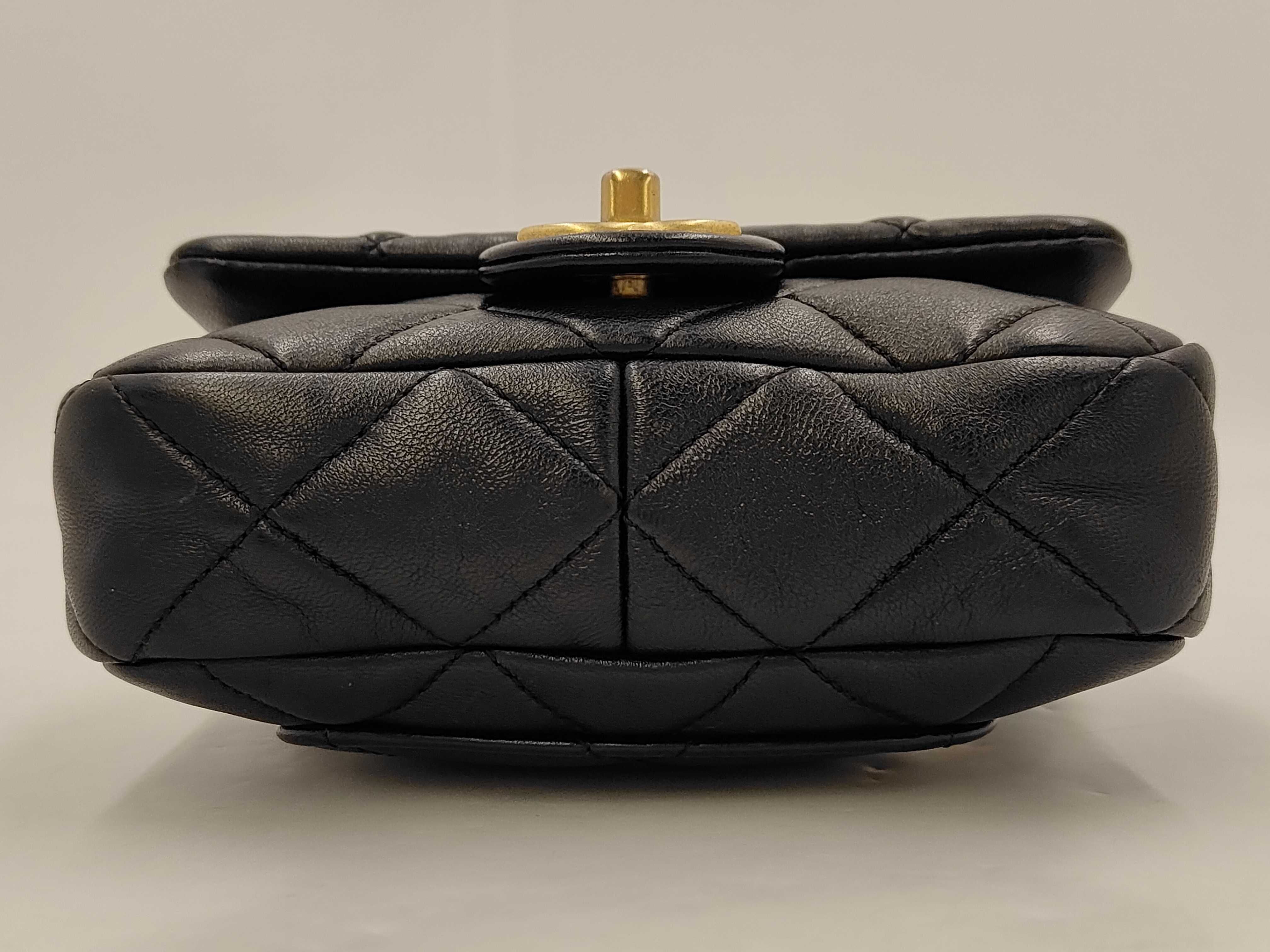 Matelassé Flap Chain Shoulder Bag — view 3