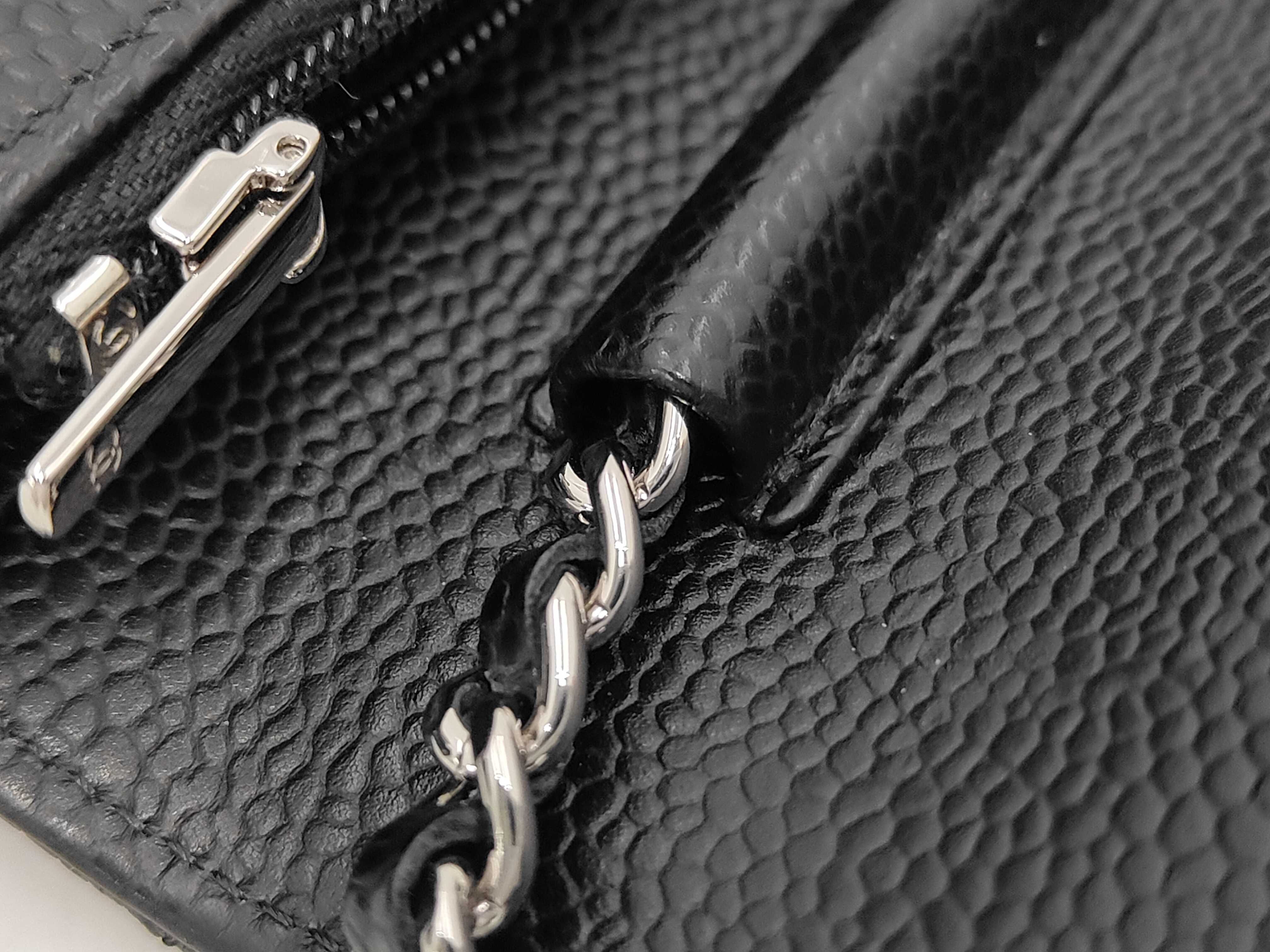 Chain Wallet Caviar Skin Bag 23 Shoulder Bag — view 8